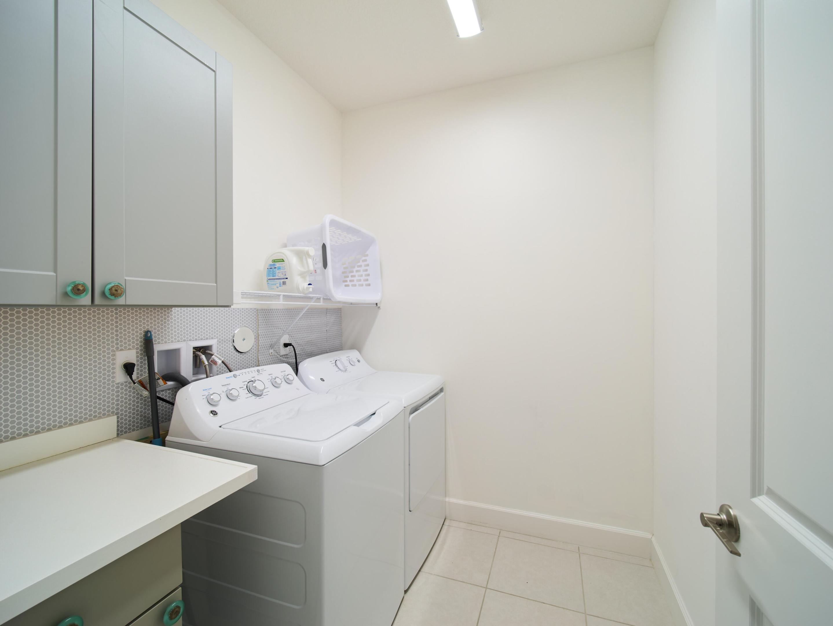 Valencia Grove at Riverland - Residential