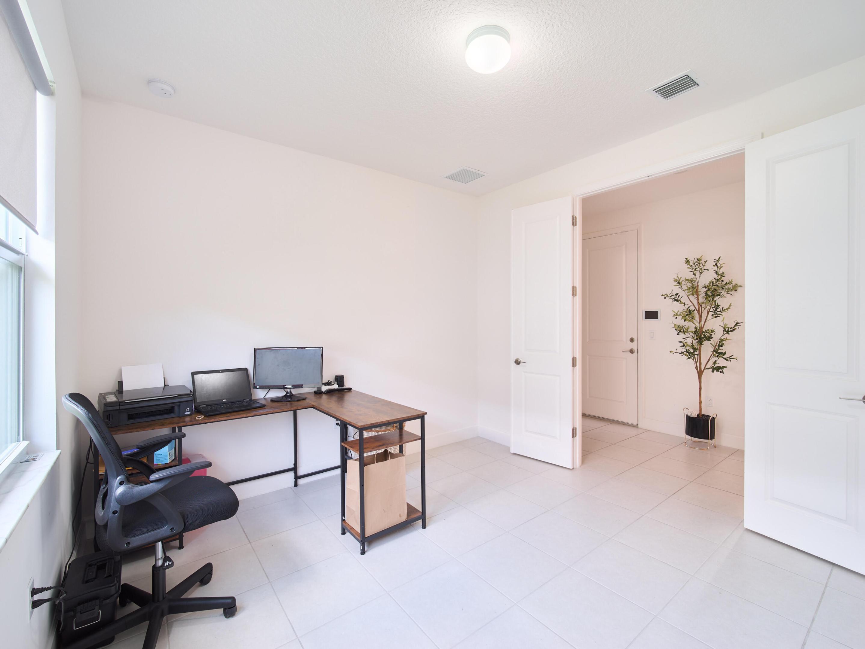 Valencia Grove at Riverland - Residential