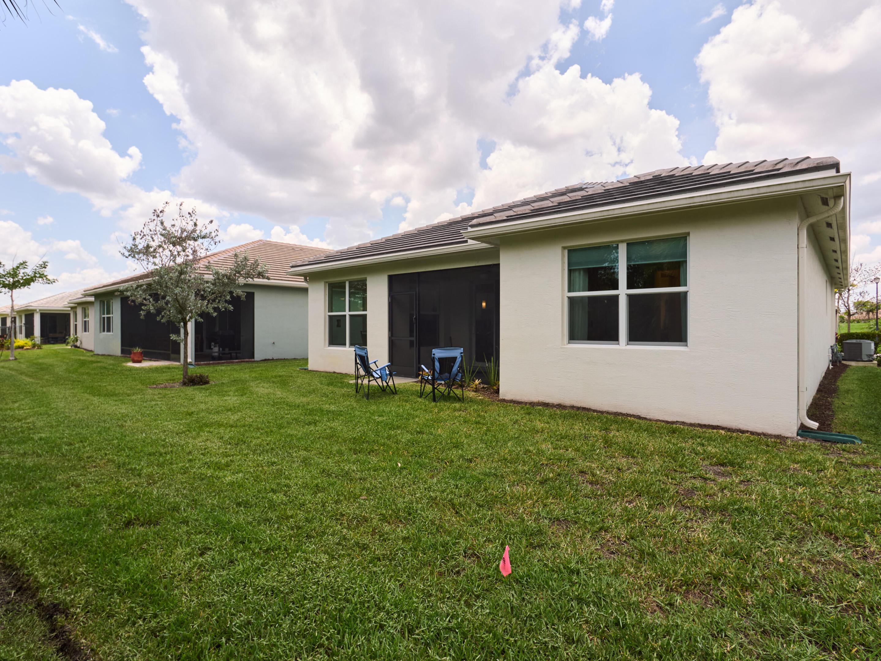 Valencia Grove at Riverland - Residential