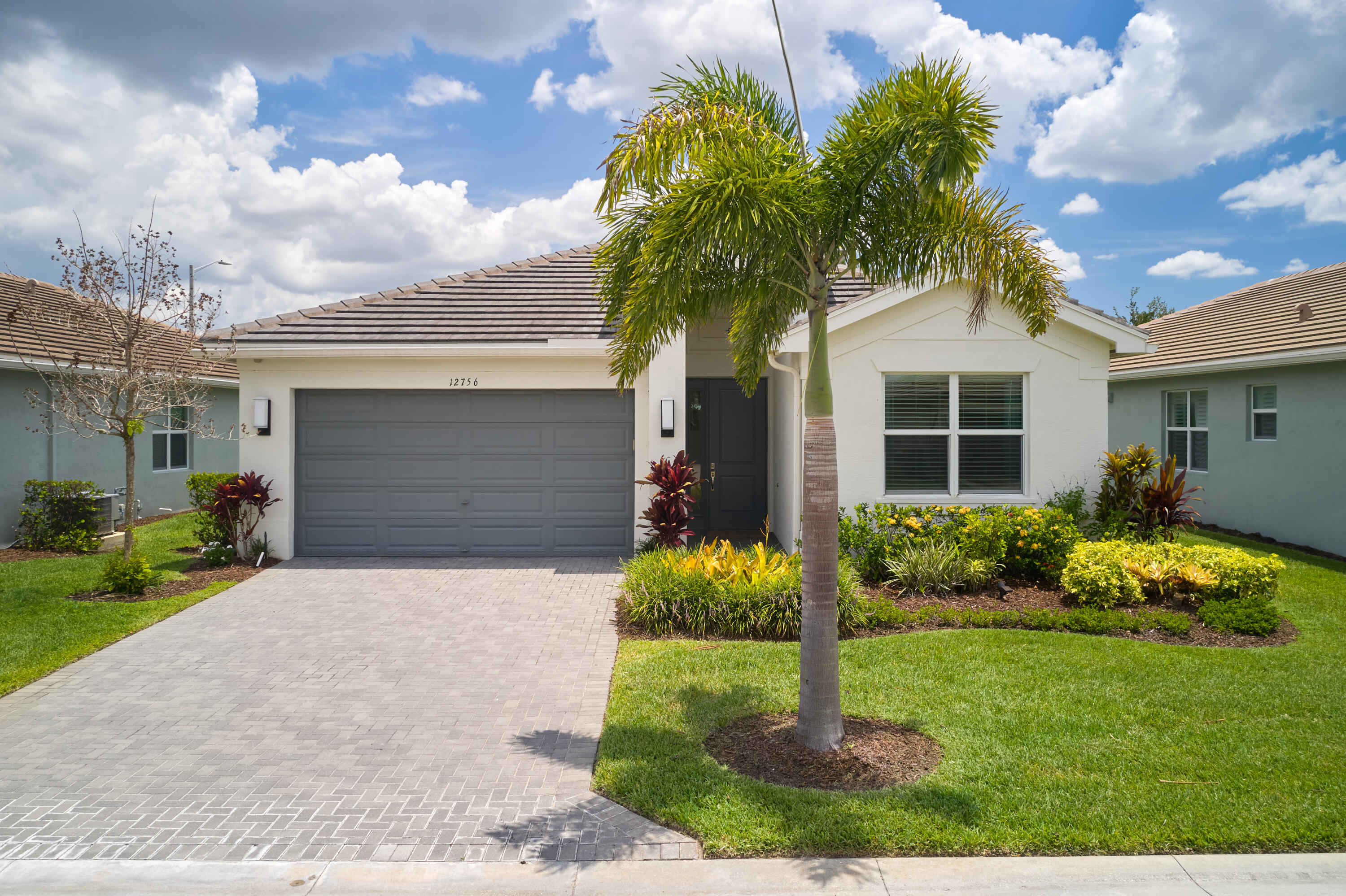 Valencia Grove at Riverland - Residential