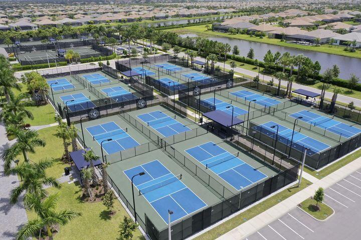 Valencia Grove at Riverland - Residential