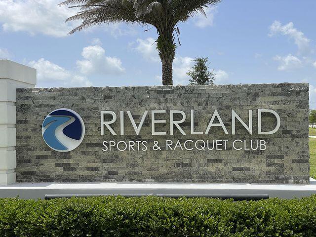 Valencia Grove at Riverland - Residential