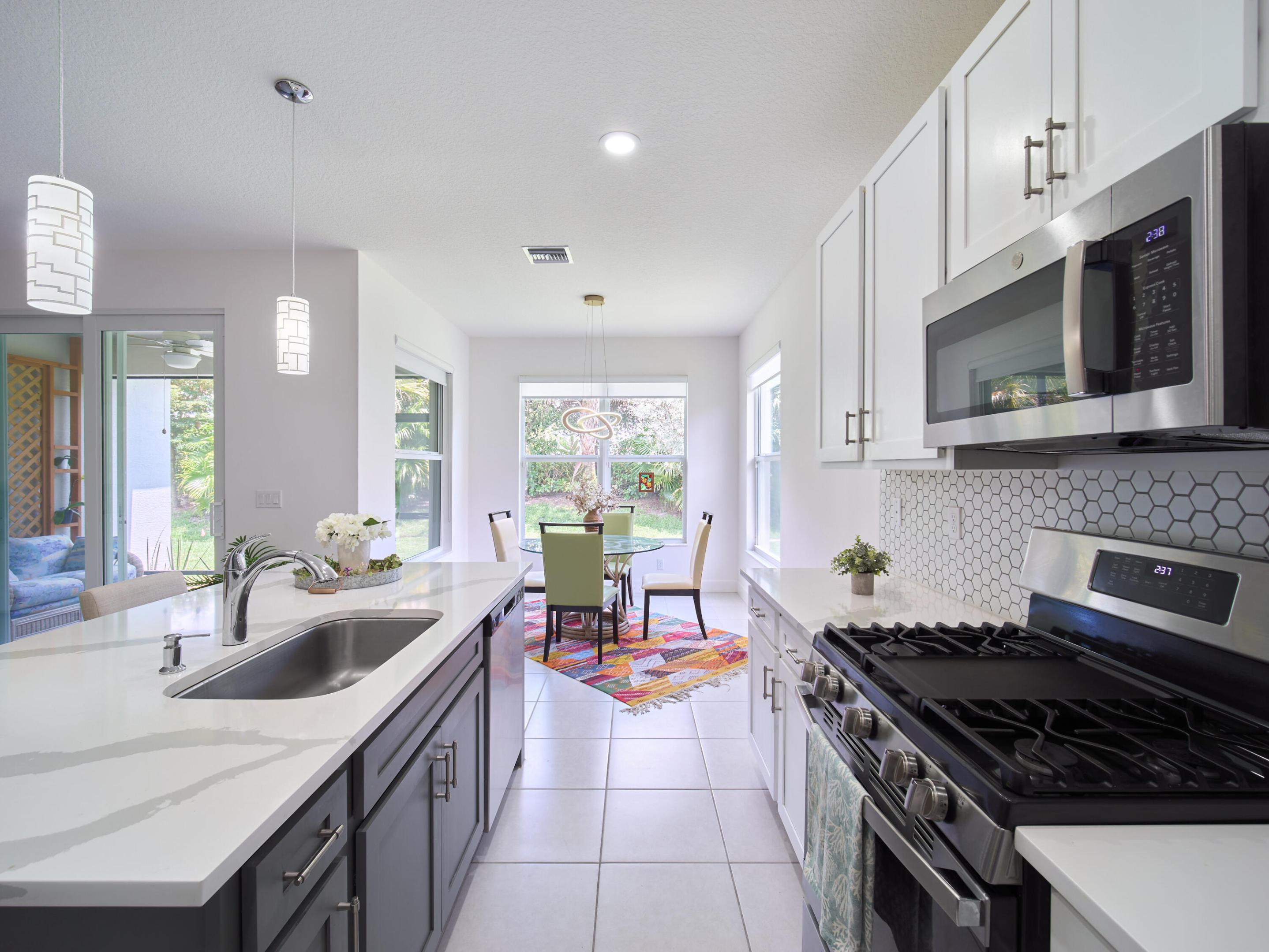 Valencia Grove at Riverland - Residential