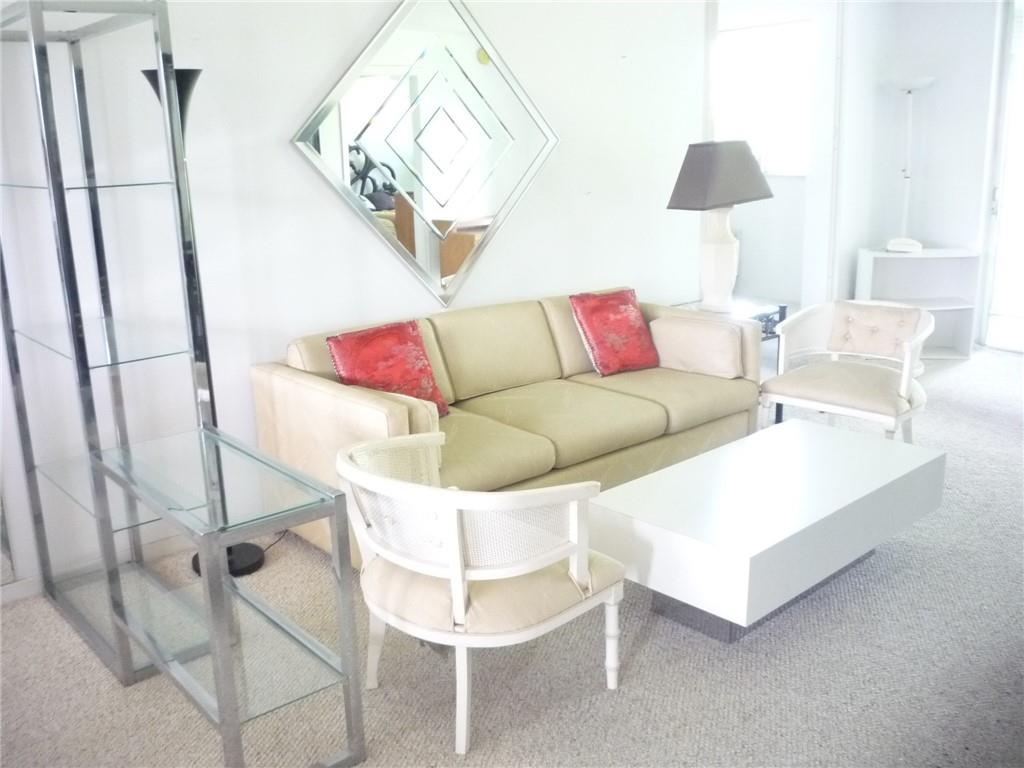 HOLLYBROOK GOLF & TENNIS - Residential