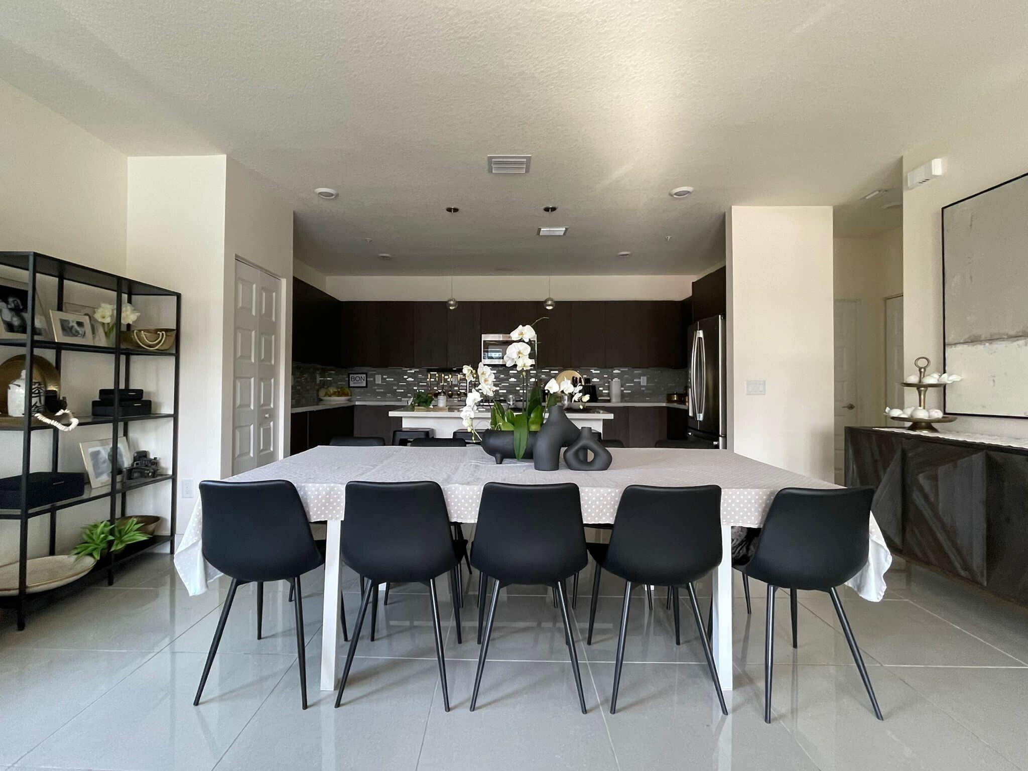 DOWNTOWN DORAL SOUTH PHASE ONE - Residential