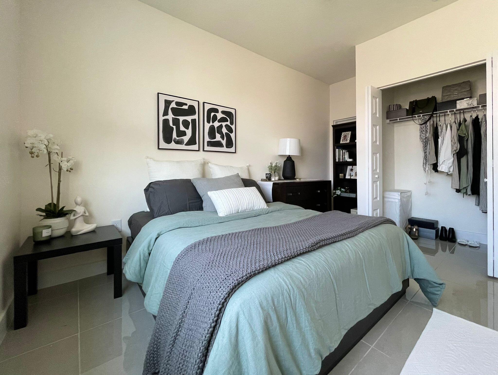 DOWNTOWN DORAL SOUTH PHASE ONE - Residential