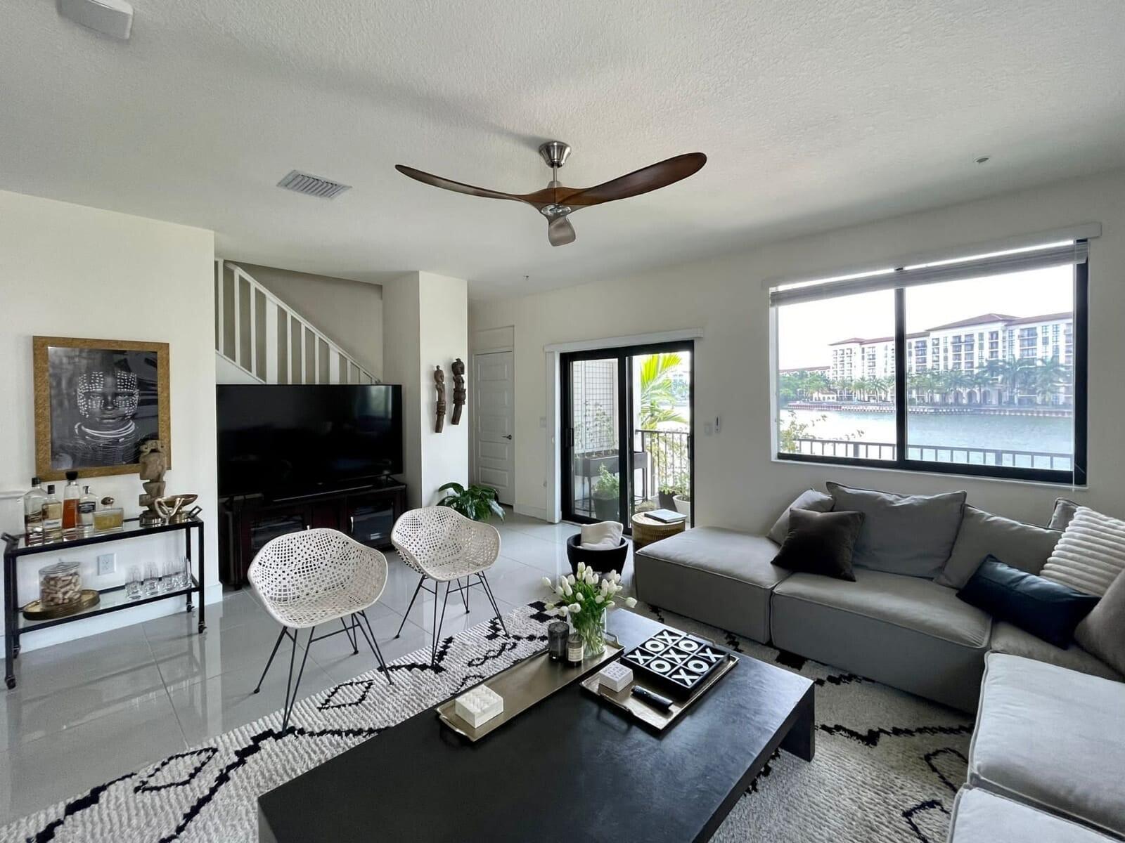 DOWNTOWN DORAL SOUTH PHASE ONE - Residential