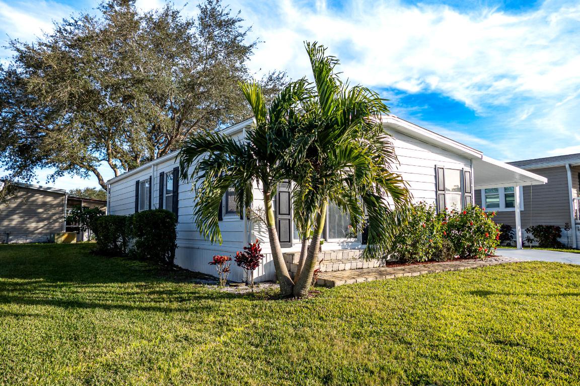 Pinelake Village - Residential