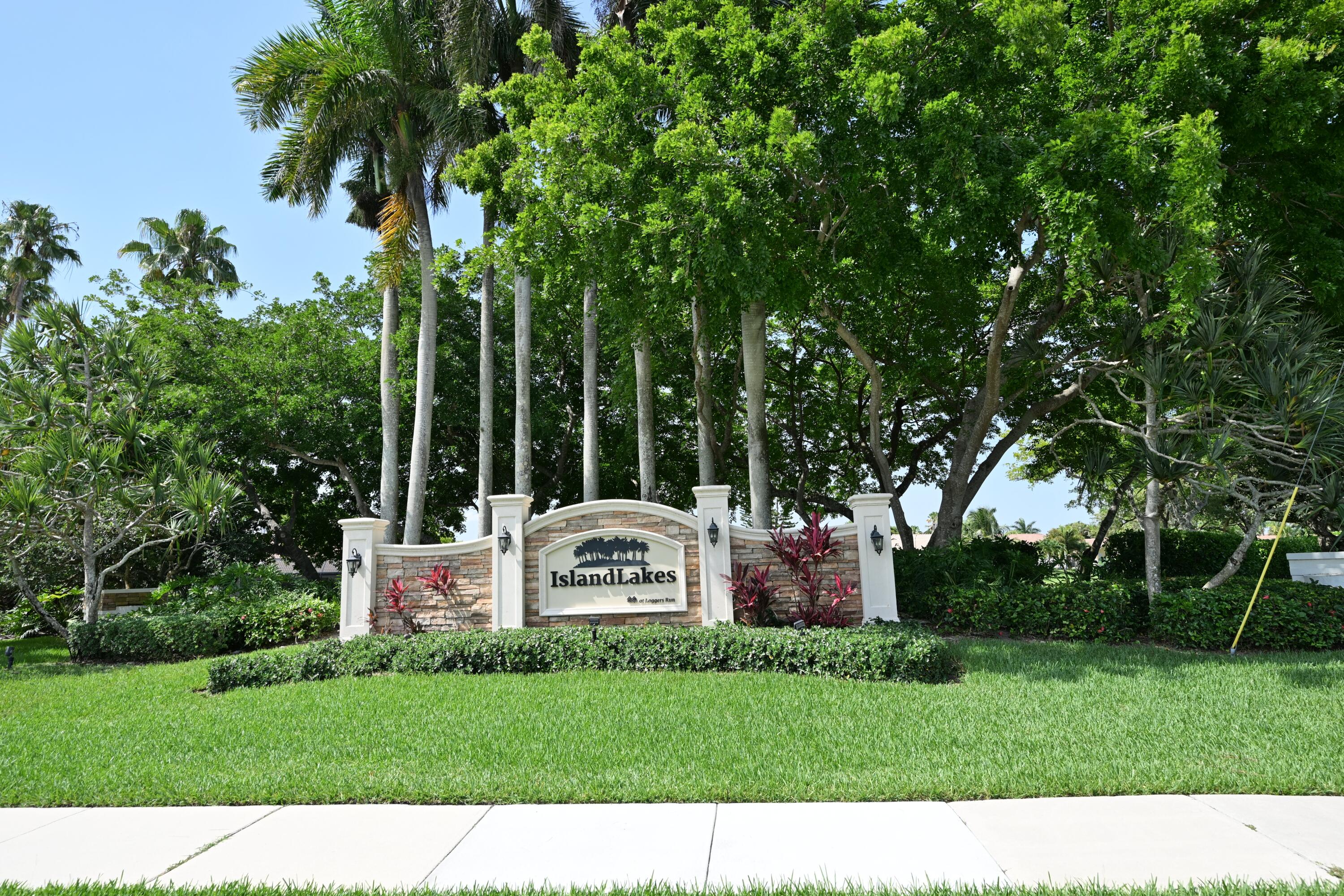 ISLAND LAKES SEC 1 1 - Residential