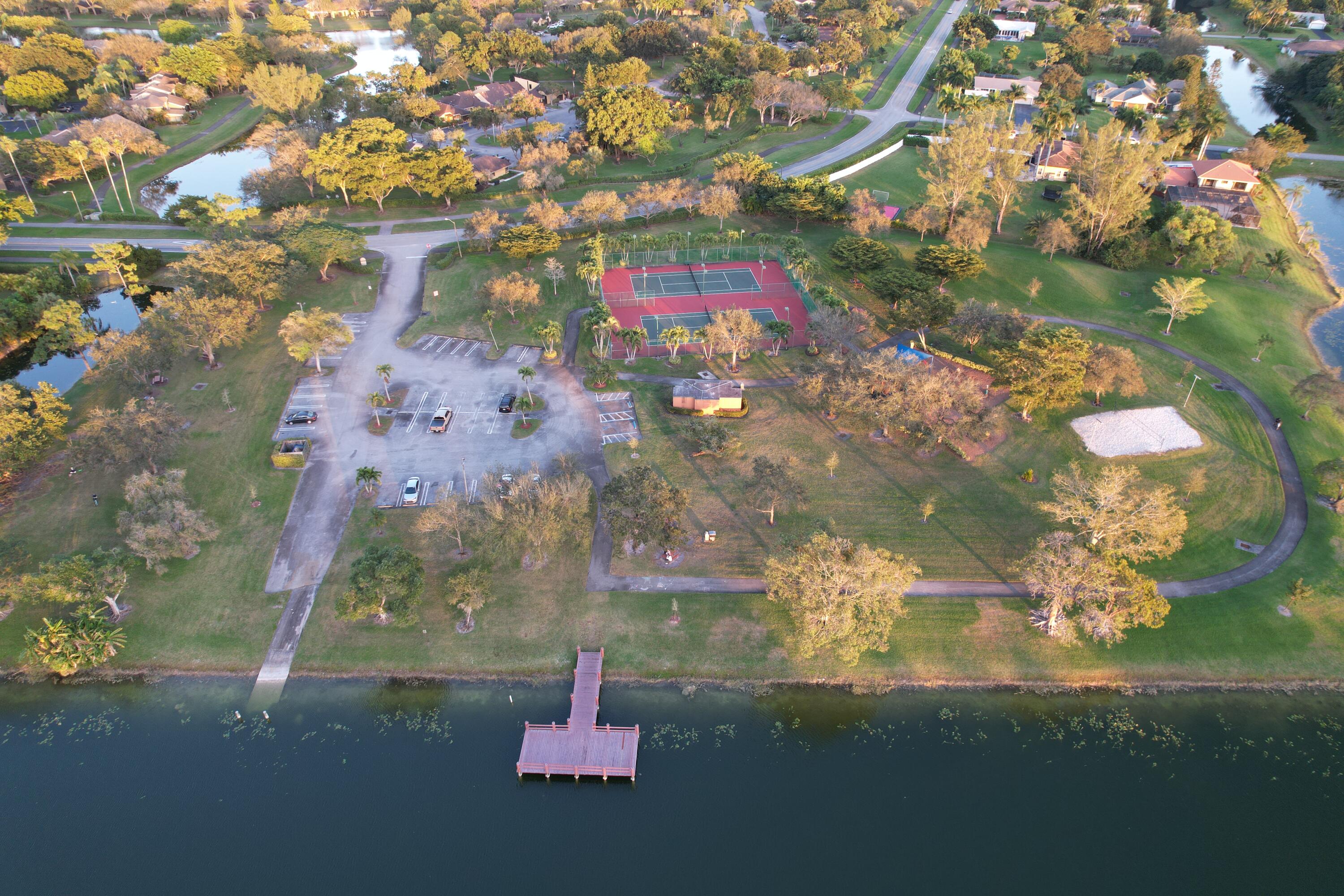 ISLAND LAKES SEC 1 1 - Residential