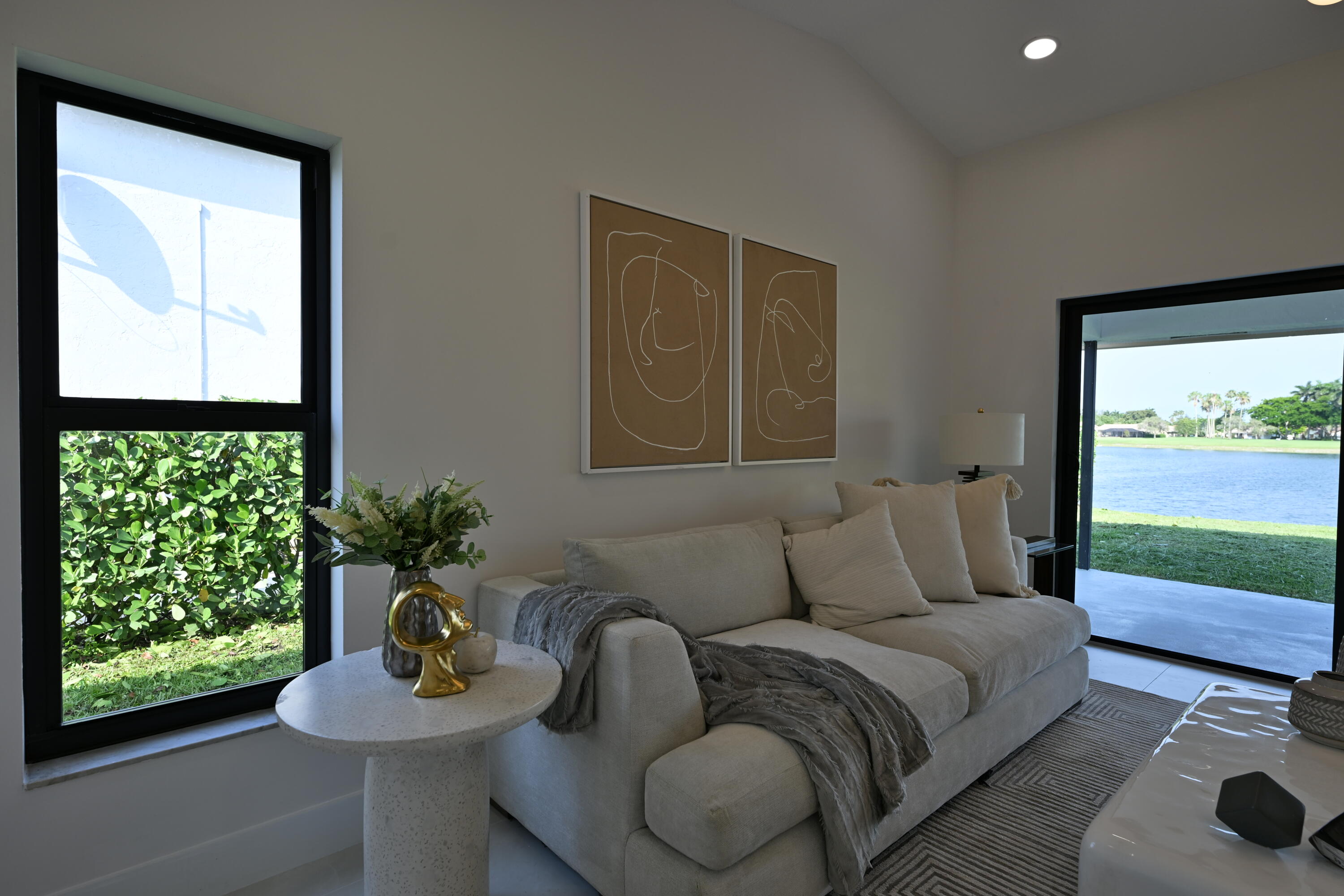ISLAND LAKES SEC 1 1 - Residential