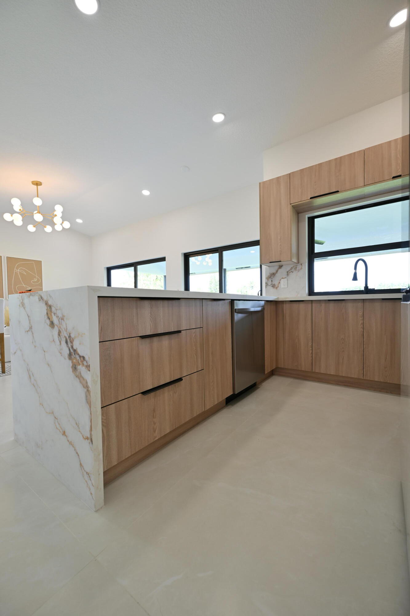 ISLAND LAKES SEC 1 1 - Residential