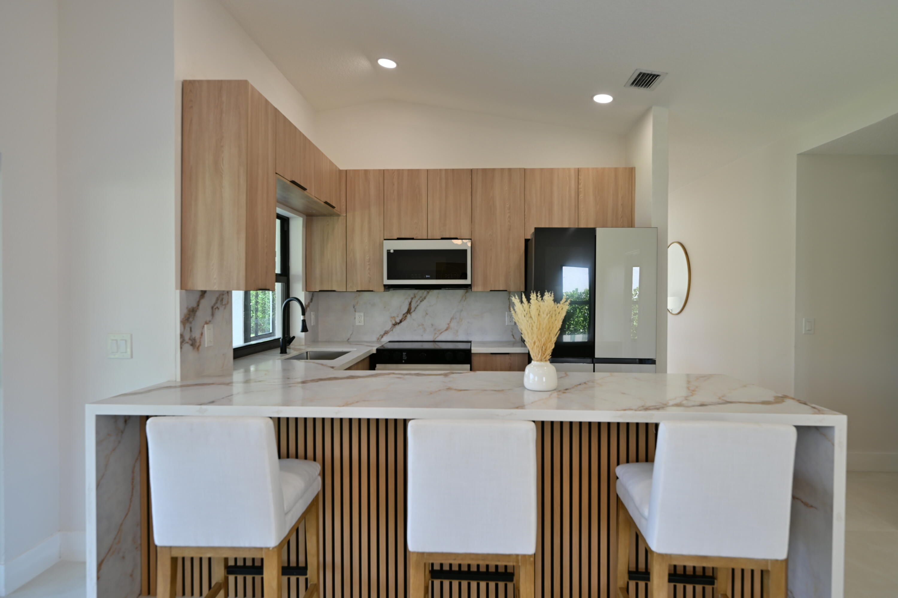 ISLAND LAKES SEC 1 1 - Residential