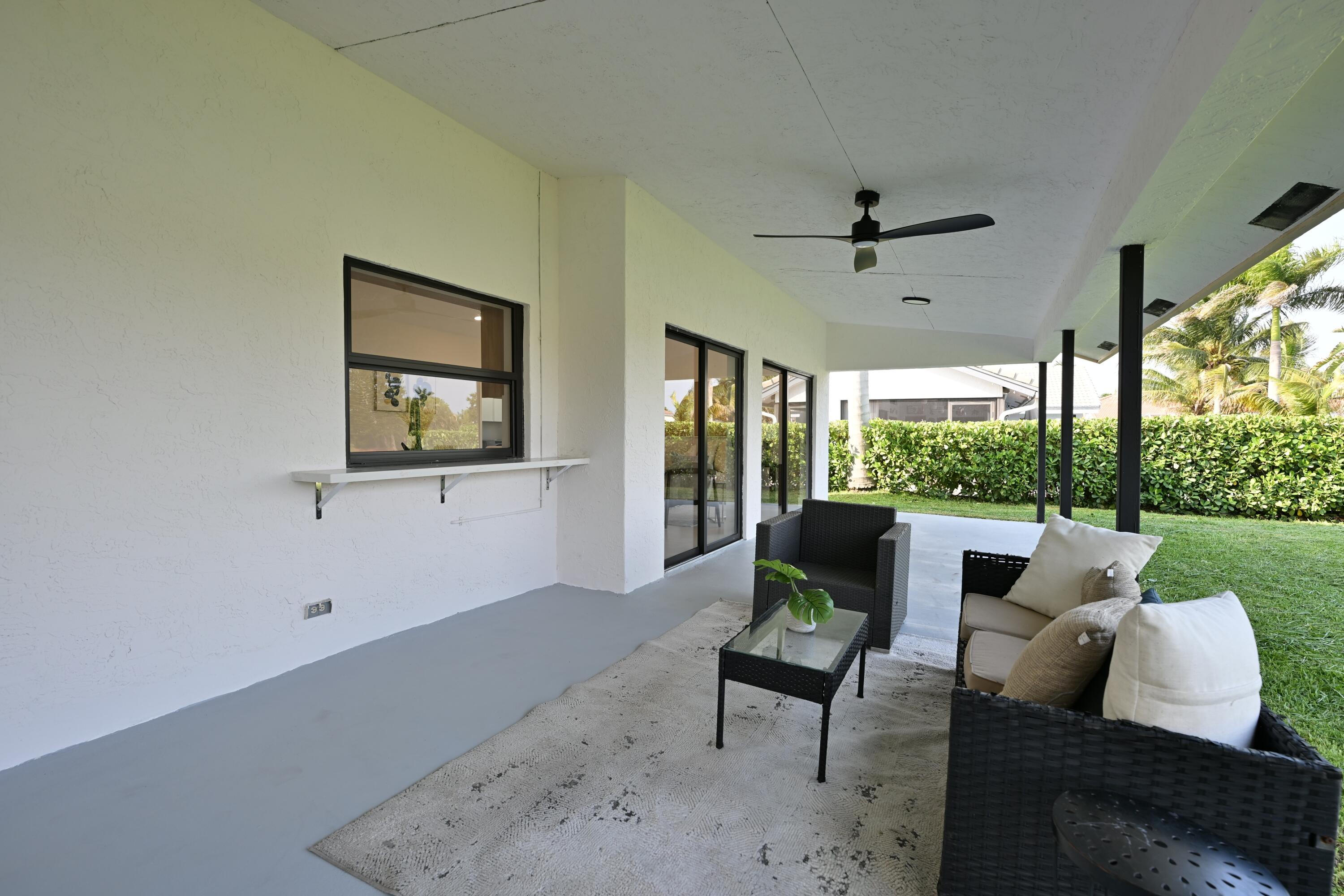 ISLAND LAKES SEC 1 1 - Residential