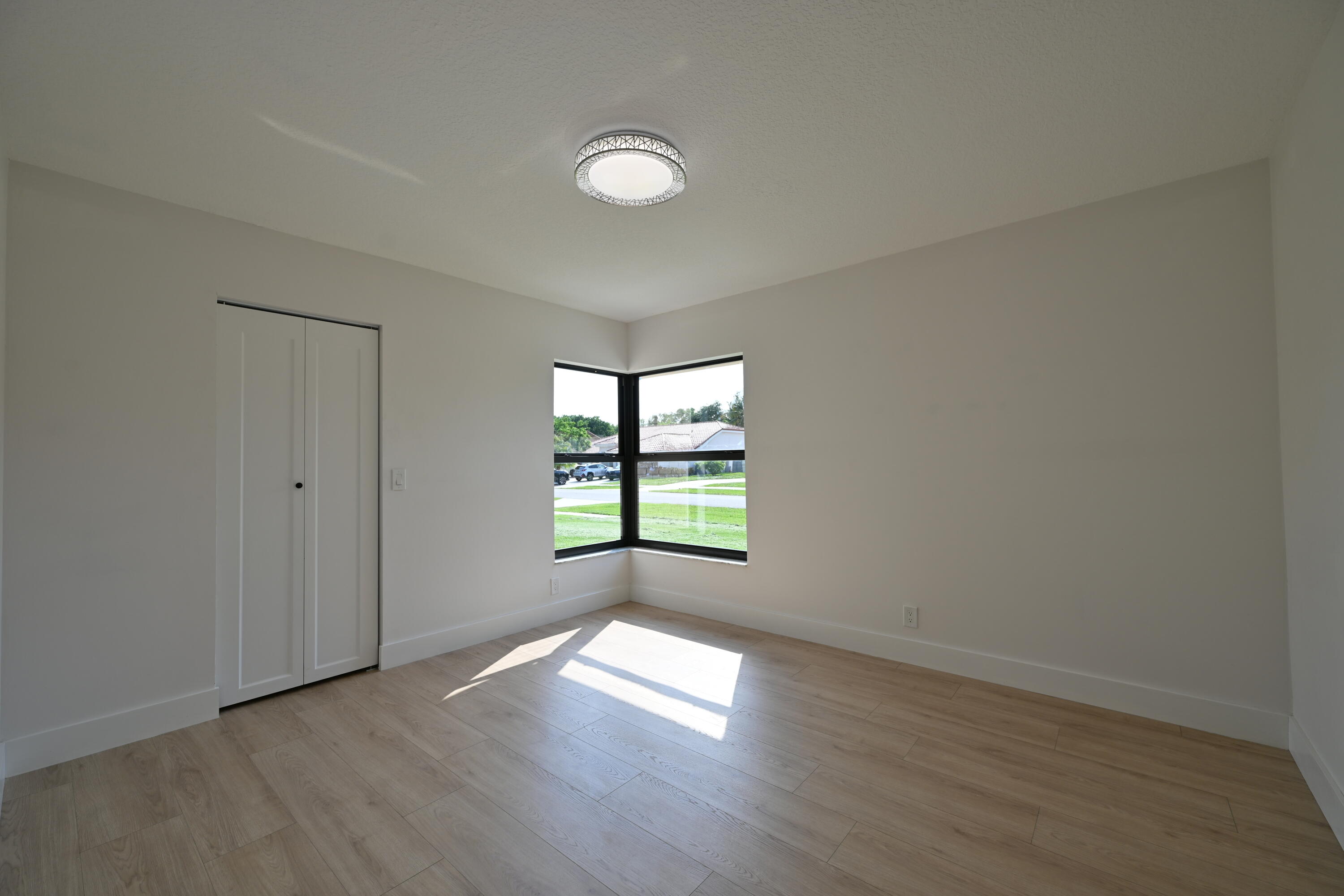 ISLAND LAKES SEC 1 1 - Residential