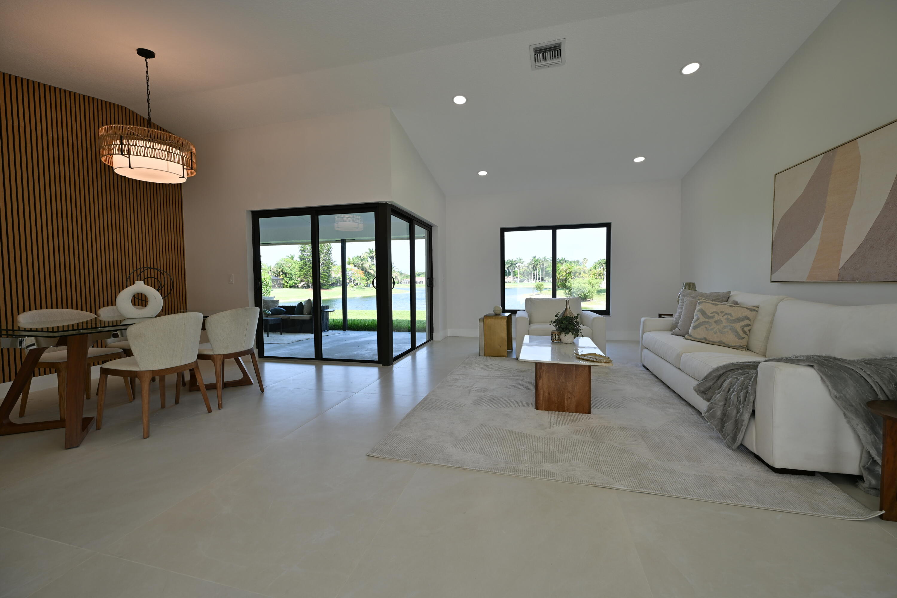 ISLAND LAKES SEC 1 1 - Residential