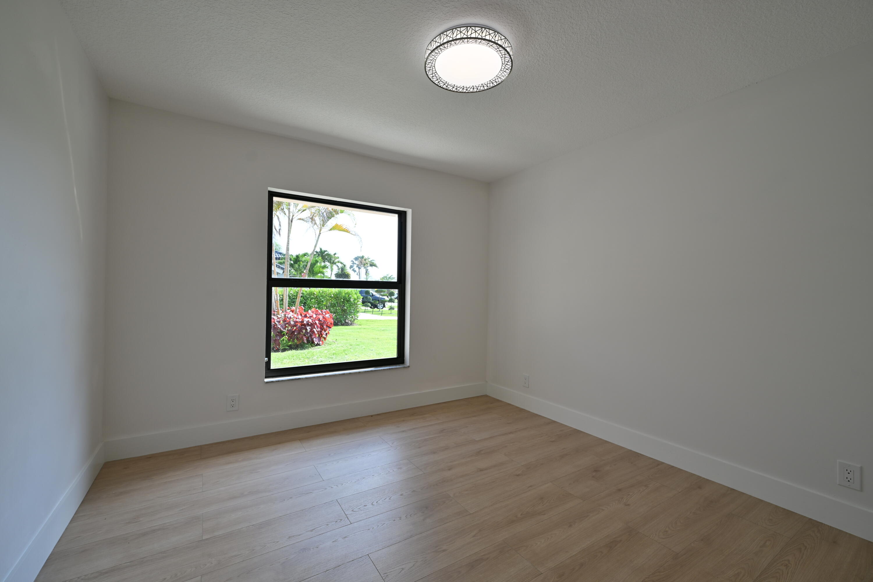 ISLAND LAKES SEC 1 1 - Residential