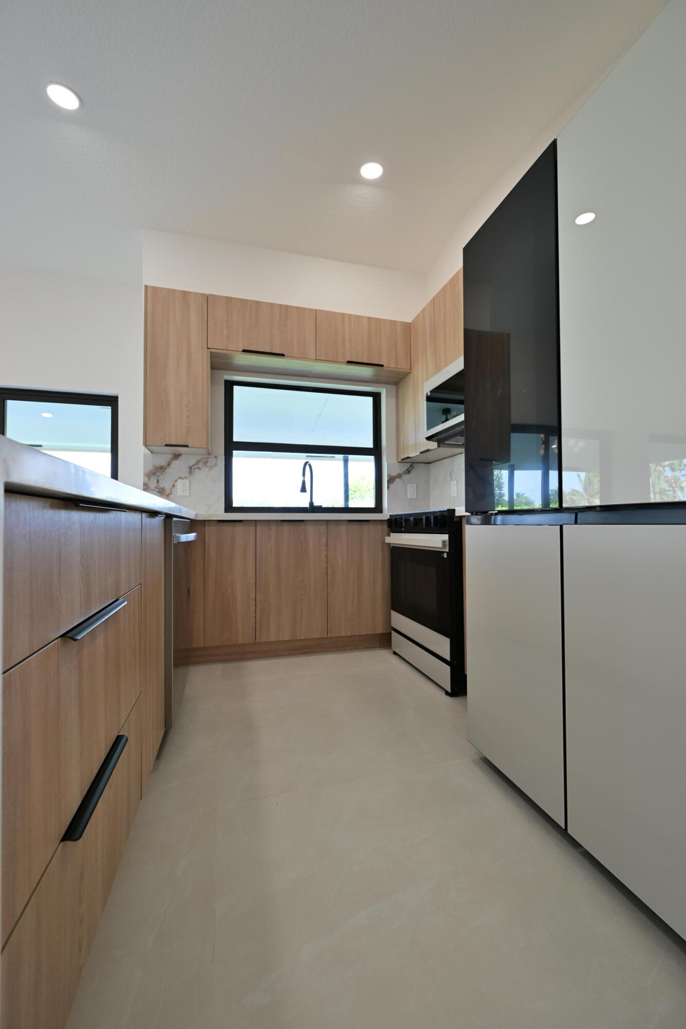 ISLAND LAKES SEC 1 1 - Residential