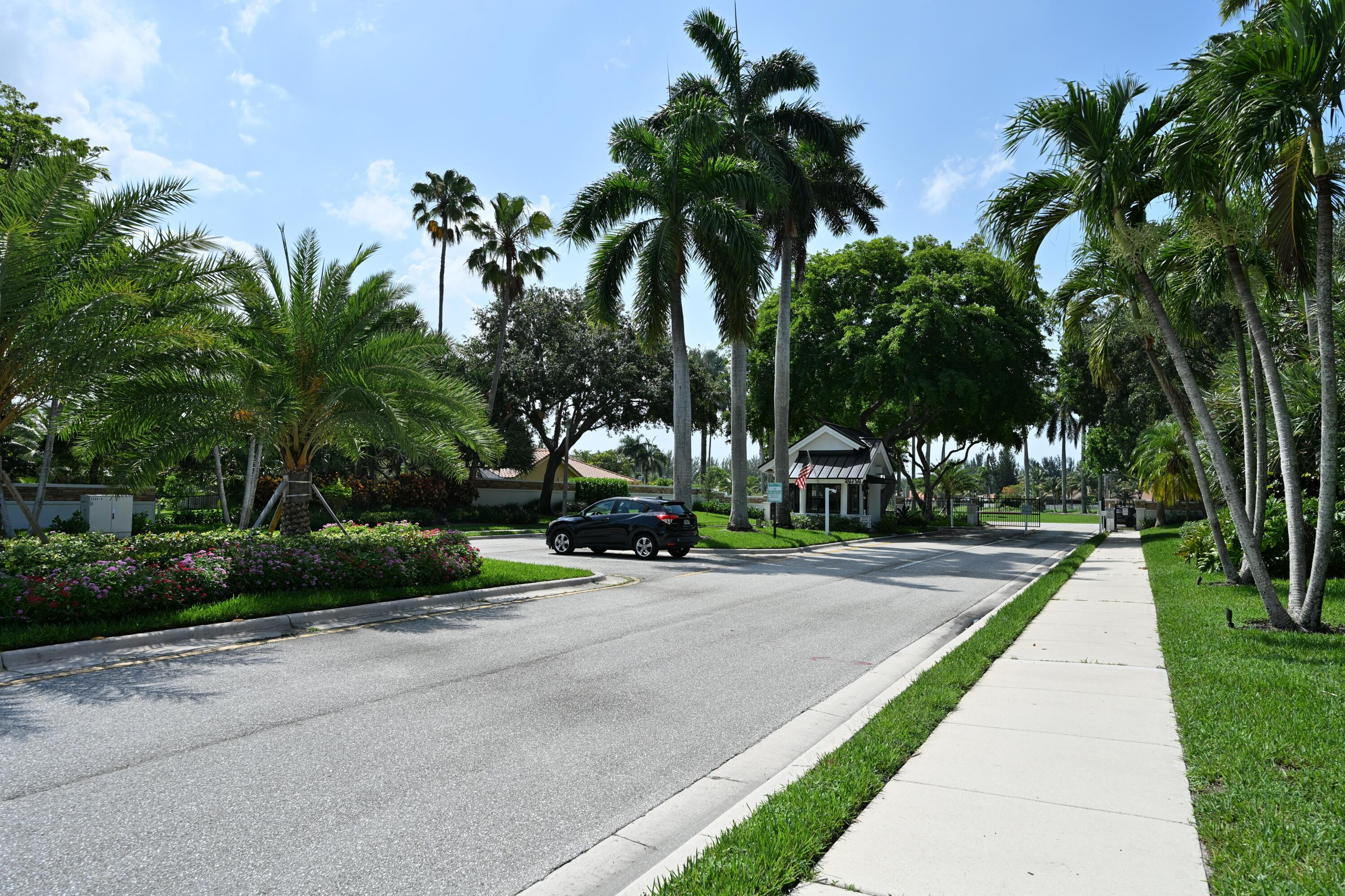 ISLAND LAKES SEC 1 1 - Residential