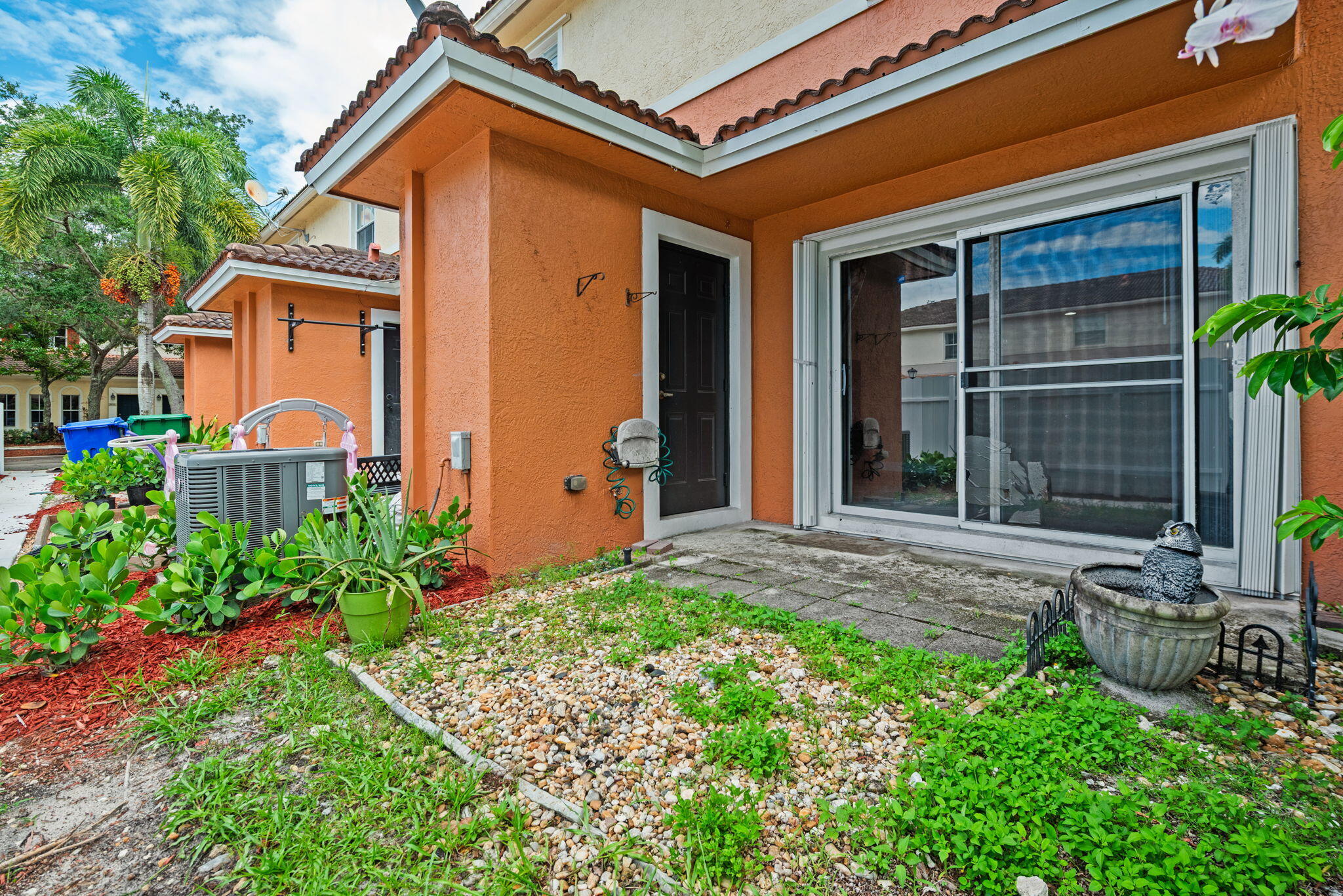 MIRABELLA - Residential