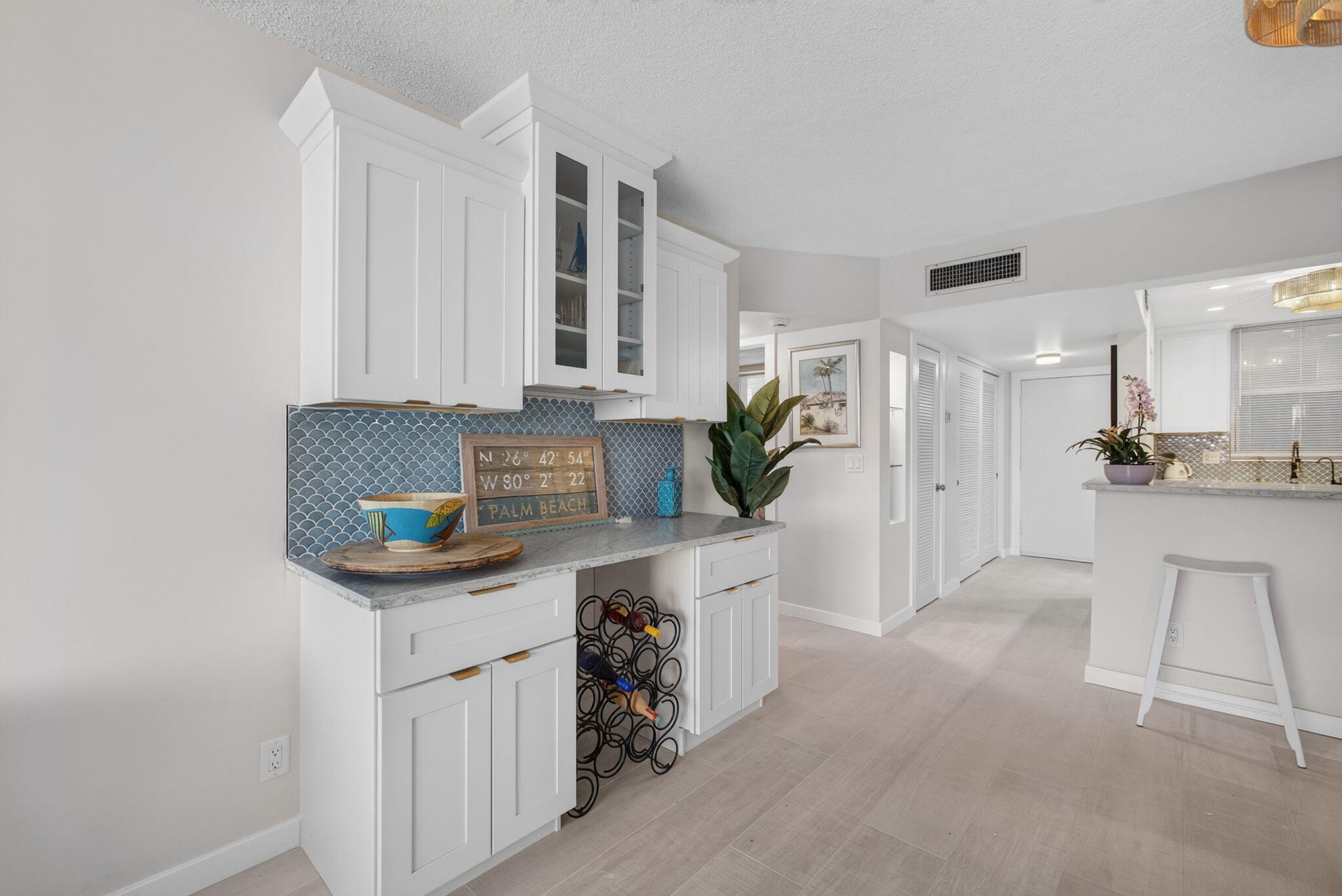 PARADISE HARBOUR CONDO - Residential