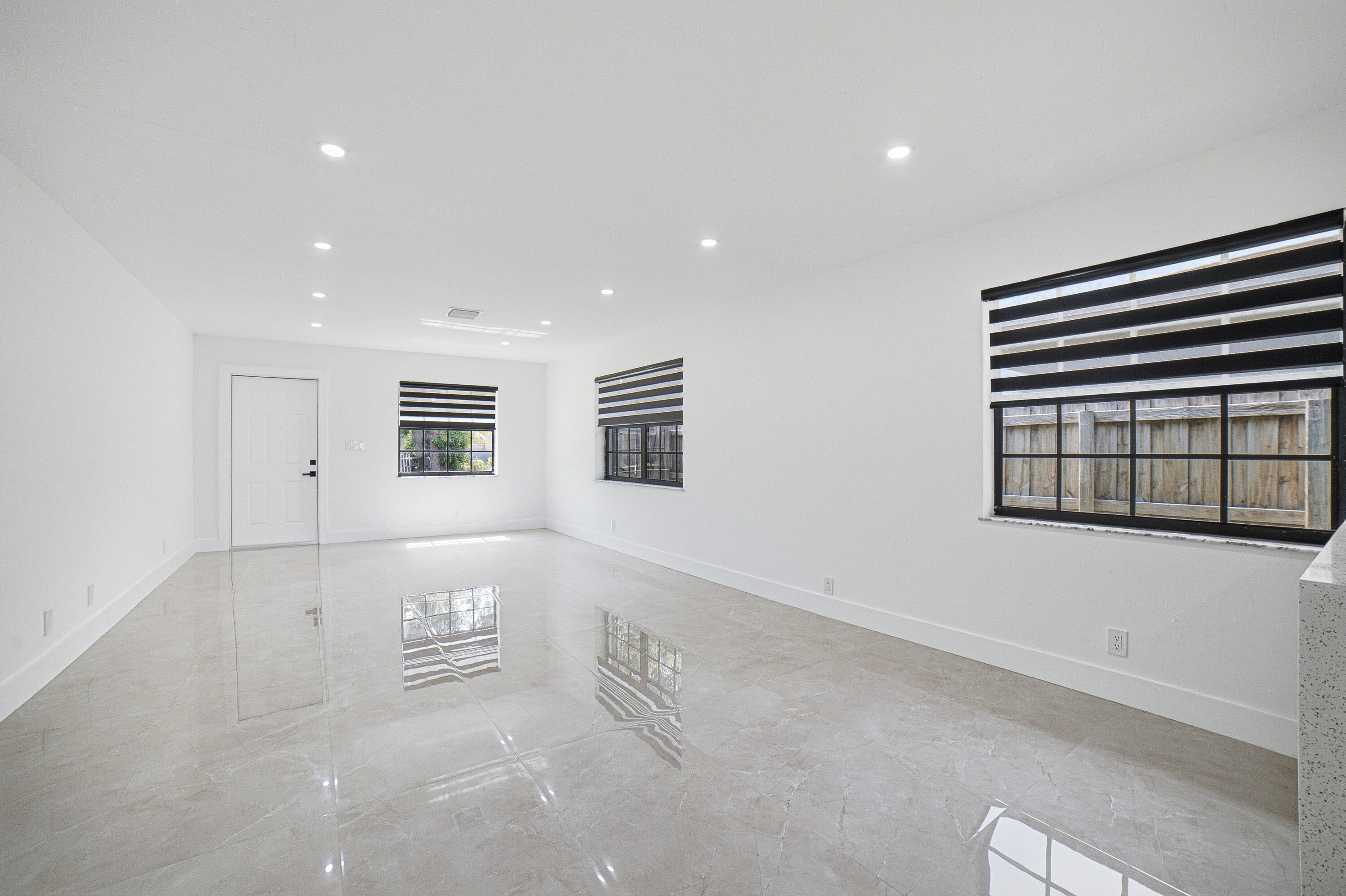 TOWN OF MODELO (DANIA) B-49 - Residential
