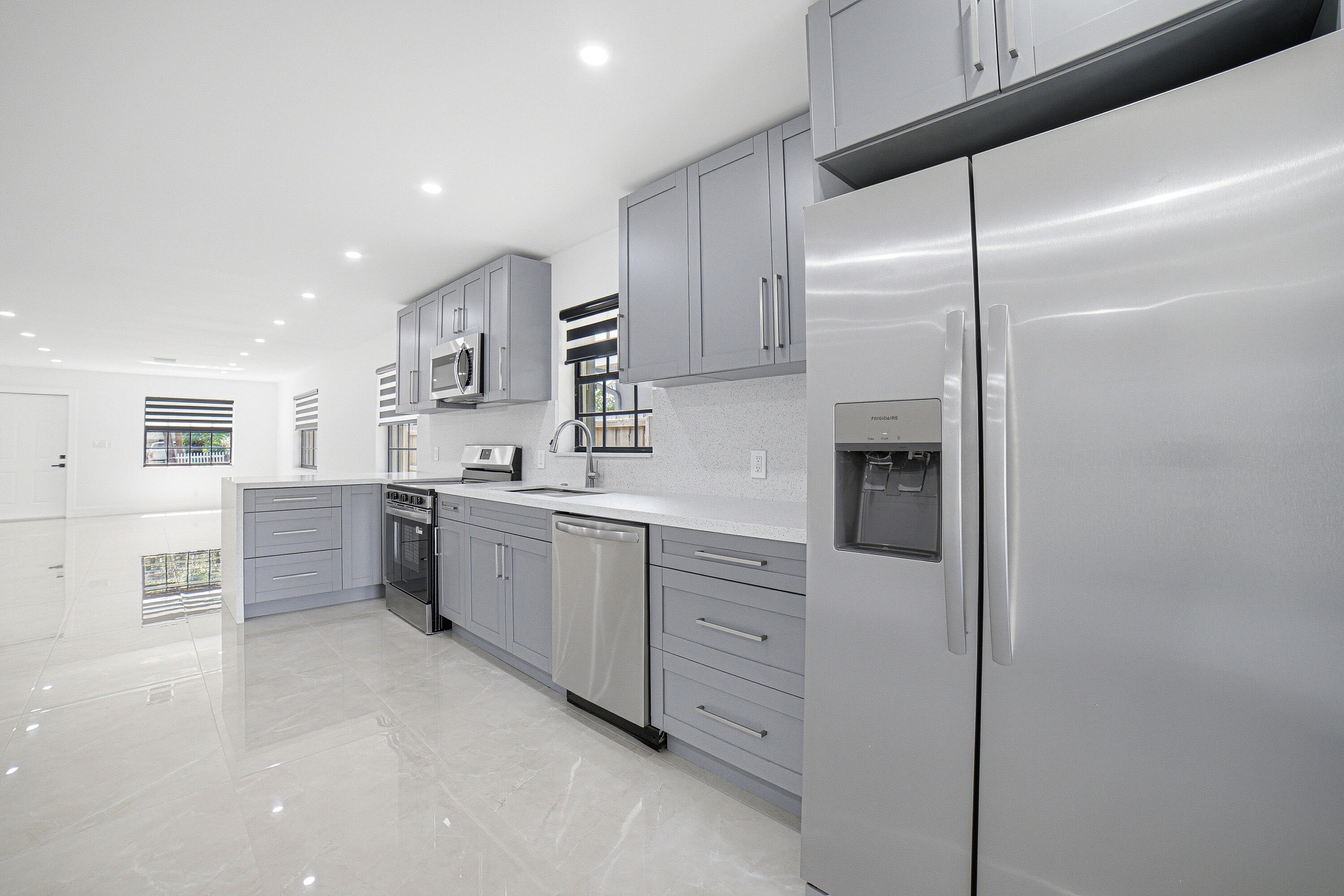 TOWN OF MODELO (DANIA) B-49 - Residential