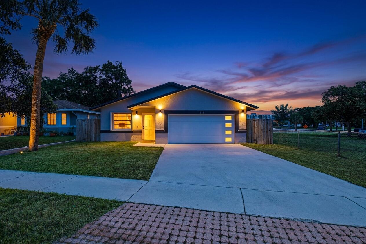 TOWN OF MODELO (DANIA) B-49 - Residential