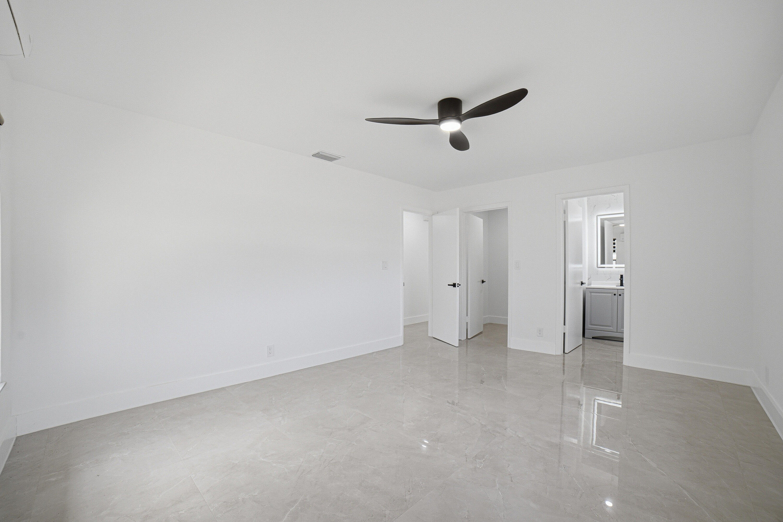 TOWN OF MODELO (DANIA) B-49 - Residential