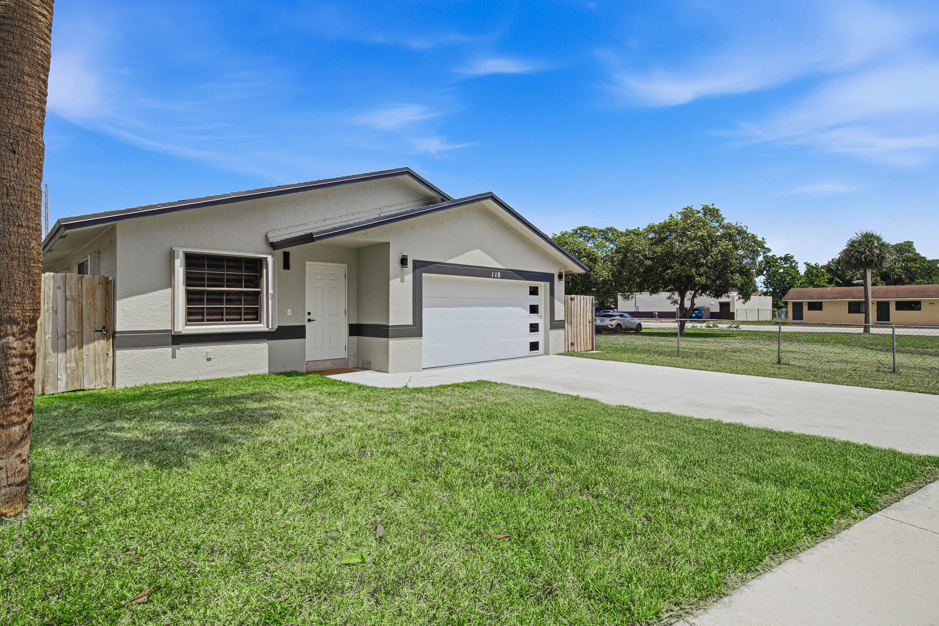 TOWN OF MODELO (DANIA) B-49 - Residential