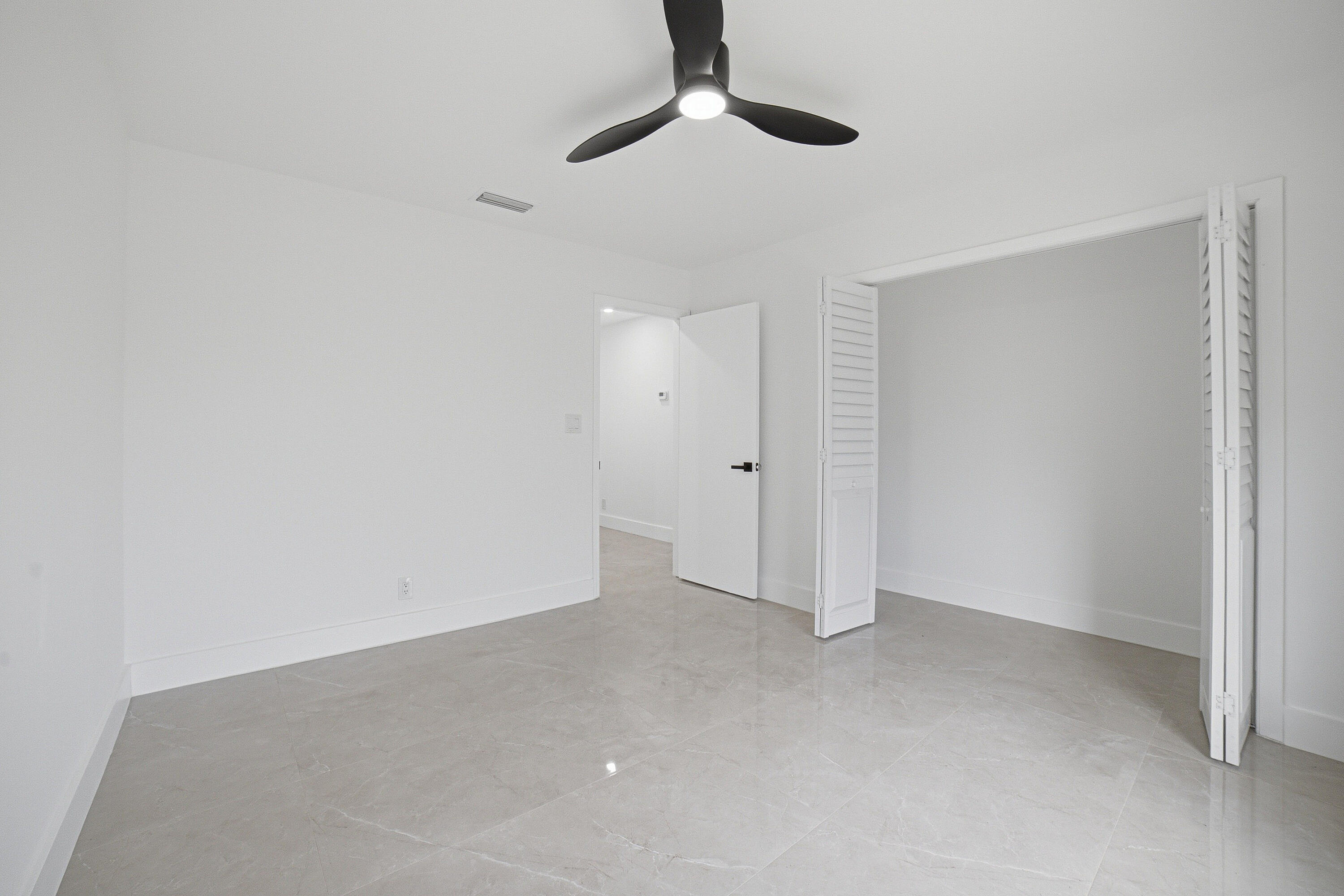 TOWN OF MODELO (DANIA) B-49 - Residential