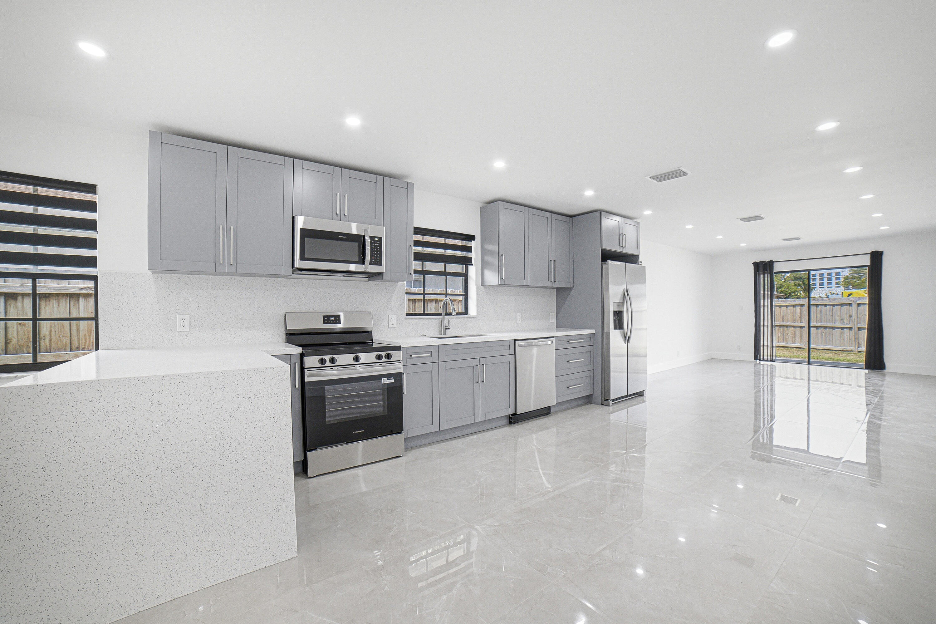 TOWN OF MODELO (DANIA) B-49 - Residential