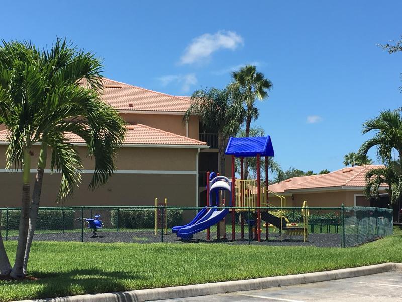 PORTOFINO AT JENSEN BEACH CONDO - Residential Lease