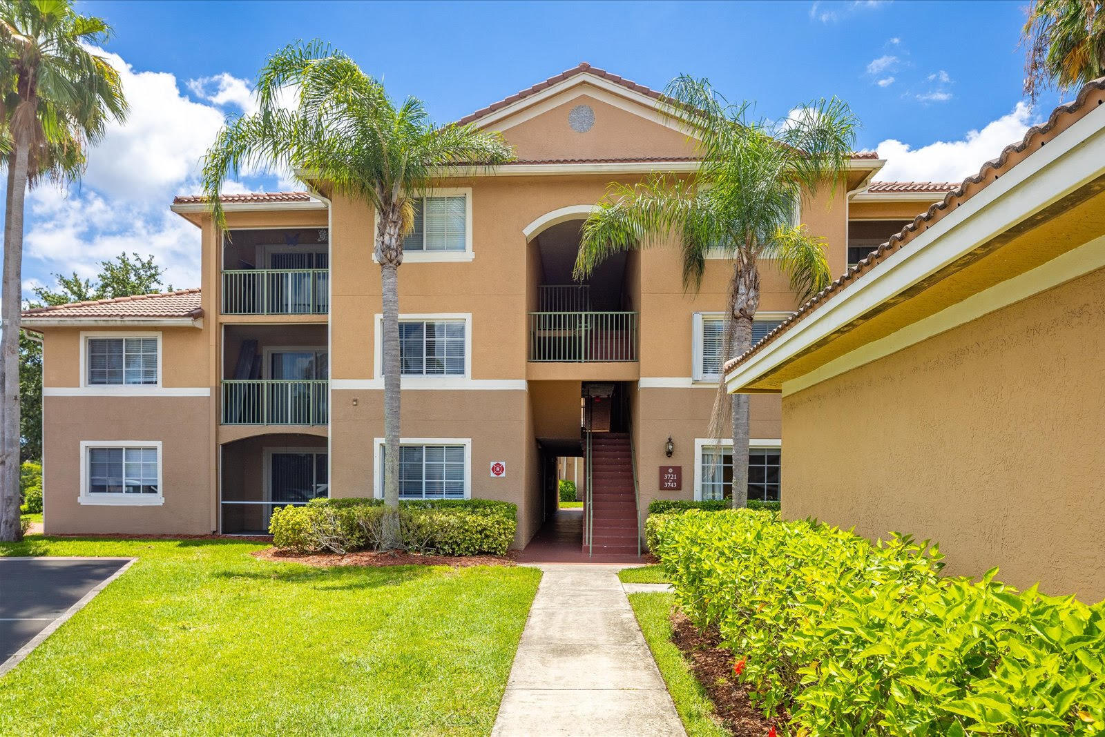 PORTOFINO AT JENSEN BEACH CONDO - Residential Lease