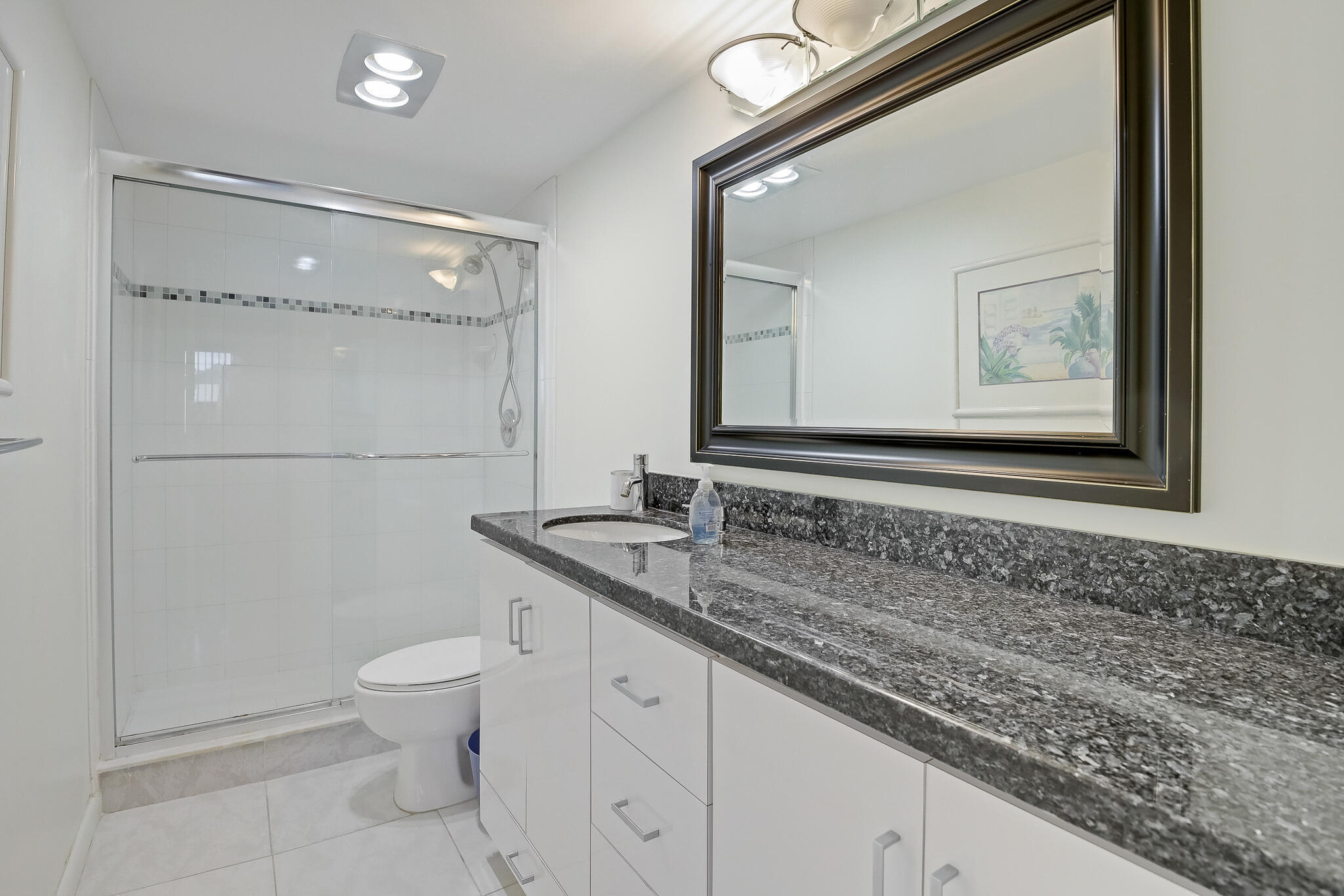 FOUNTAINS OF PALM BEACH CONDO 5 - Residential Lease