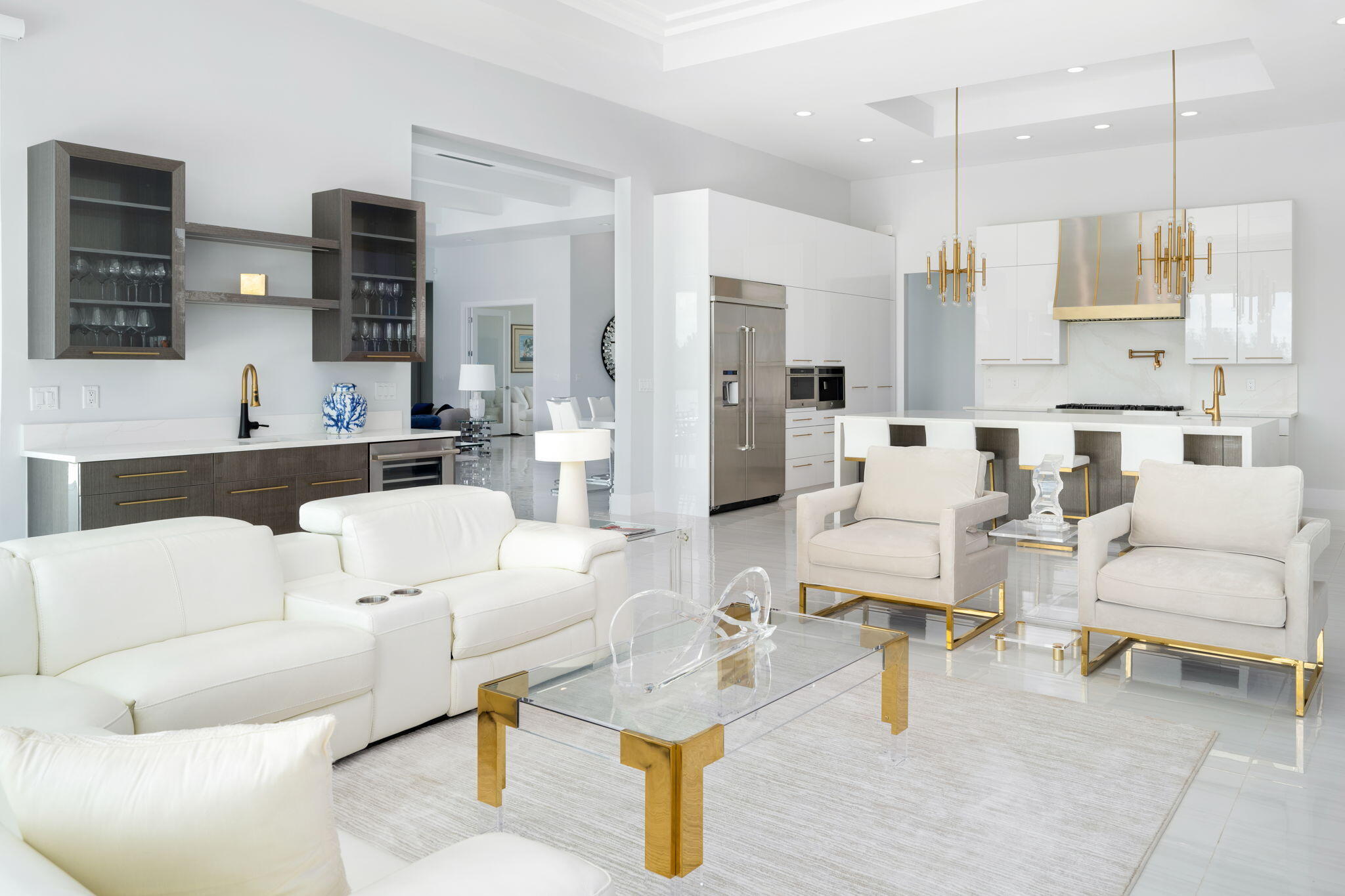 RIVERSIDE PARK - Residential