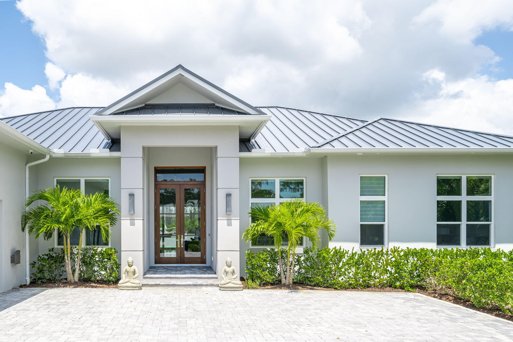RIVERSIDE PARK - Residential