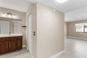 RACQUET CLUB APARTMENTS AT - Residential