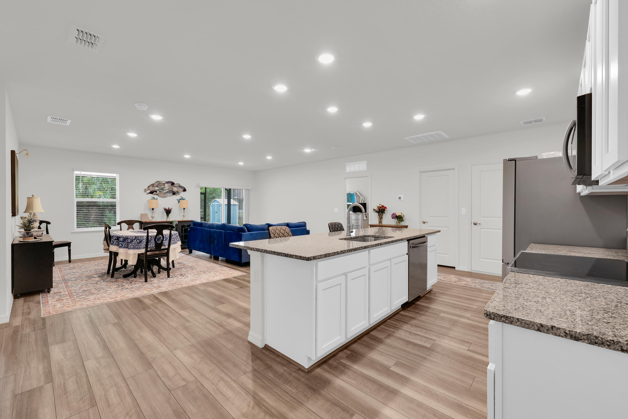 VERO LAKE ESTATES UNIT E - Residential