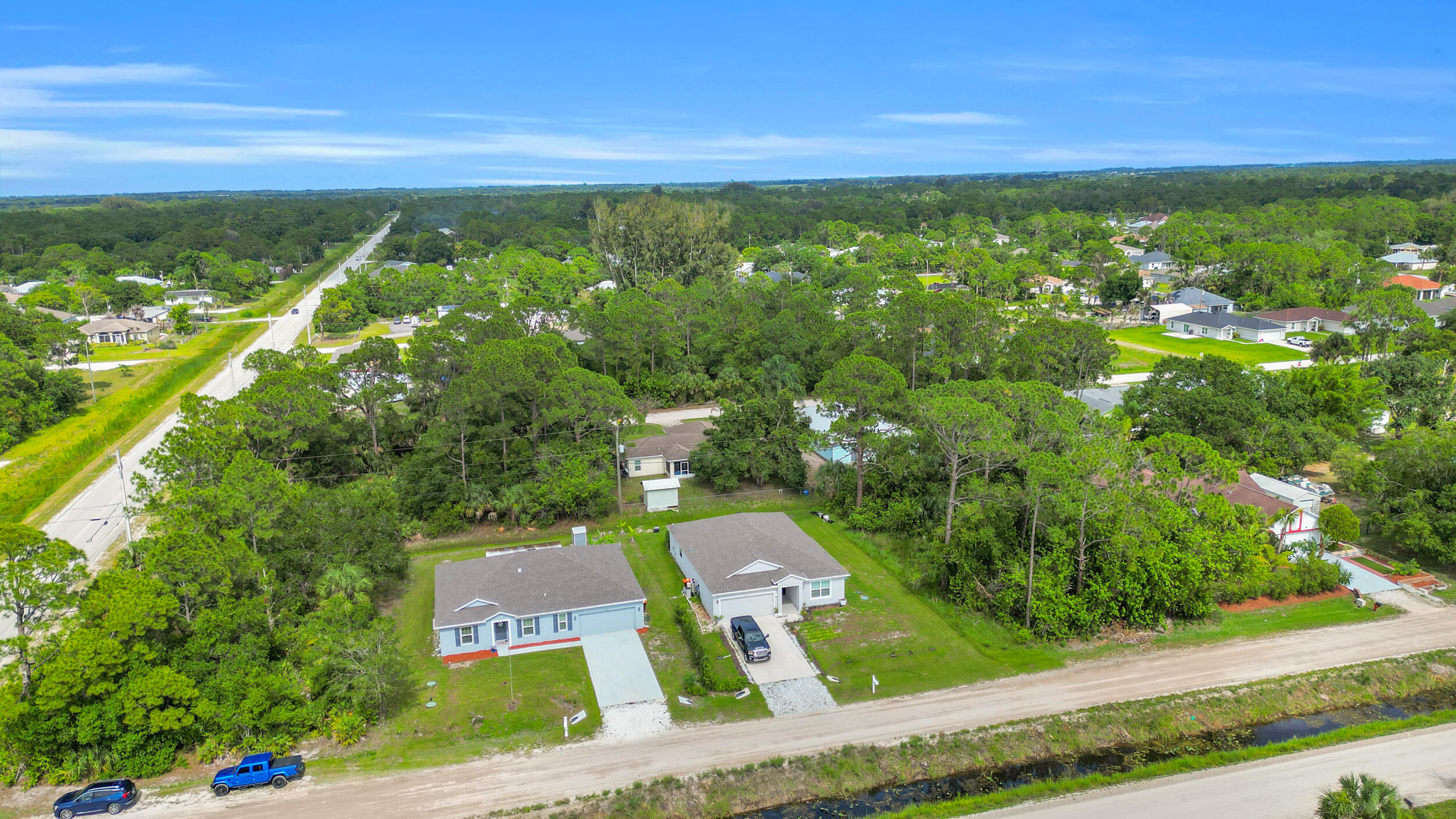 VERO LAKE ESTATES UNIT E - Residential