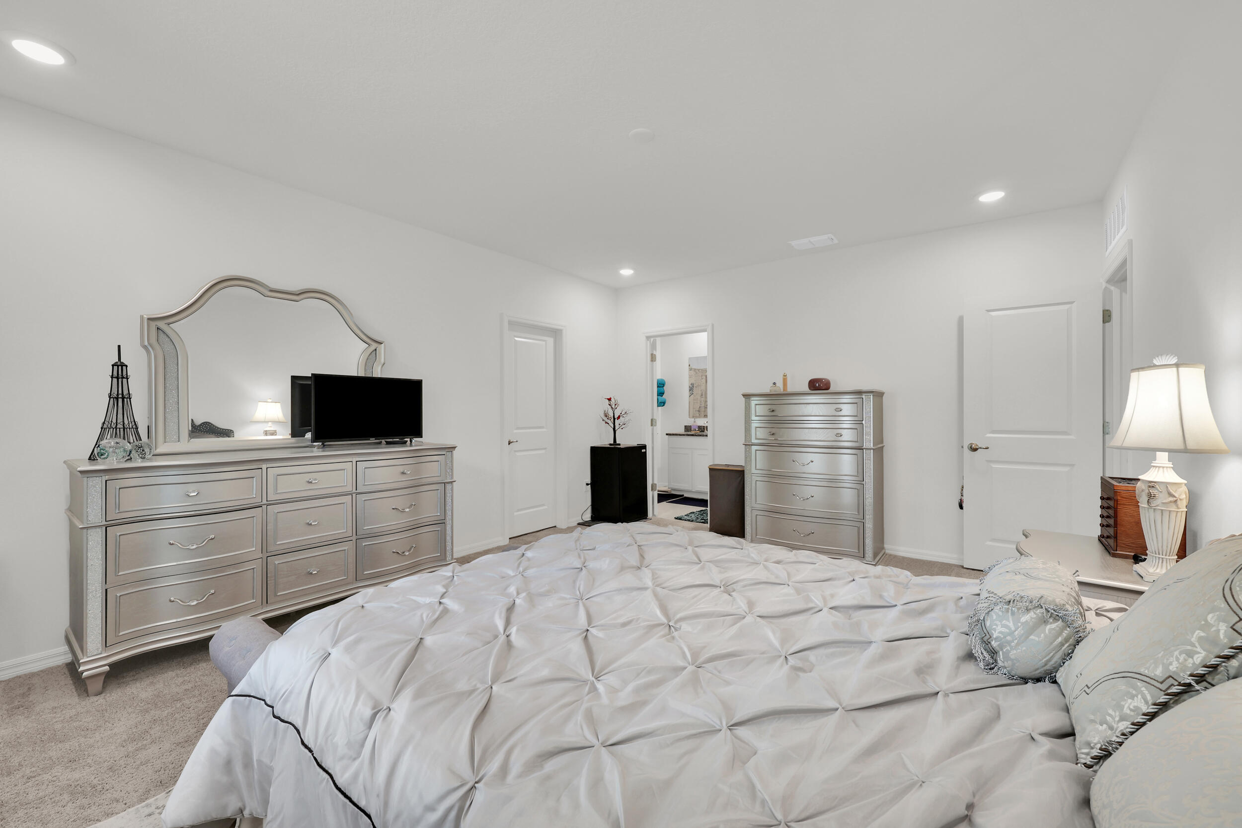 VERO LAKE ESTATES UNIT E - Residential
