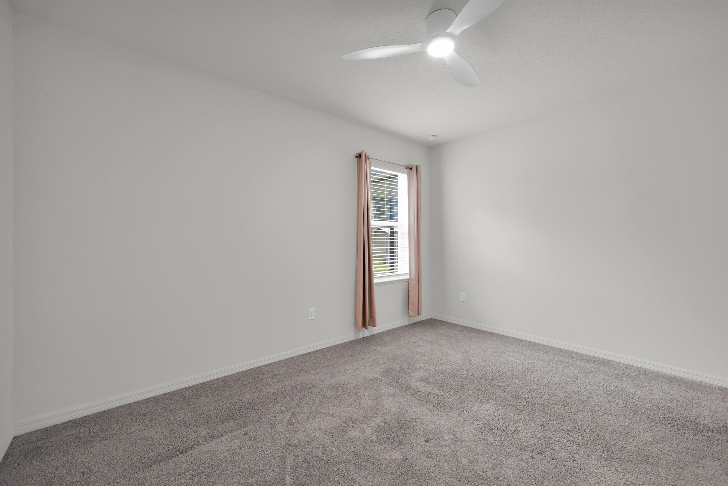 VERO LAKE ESTATES UNIT E - Residential