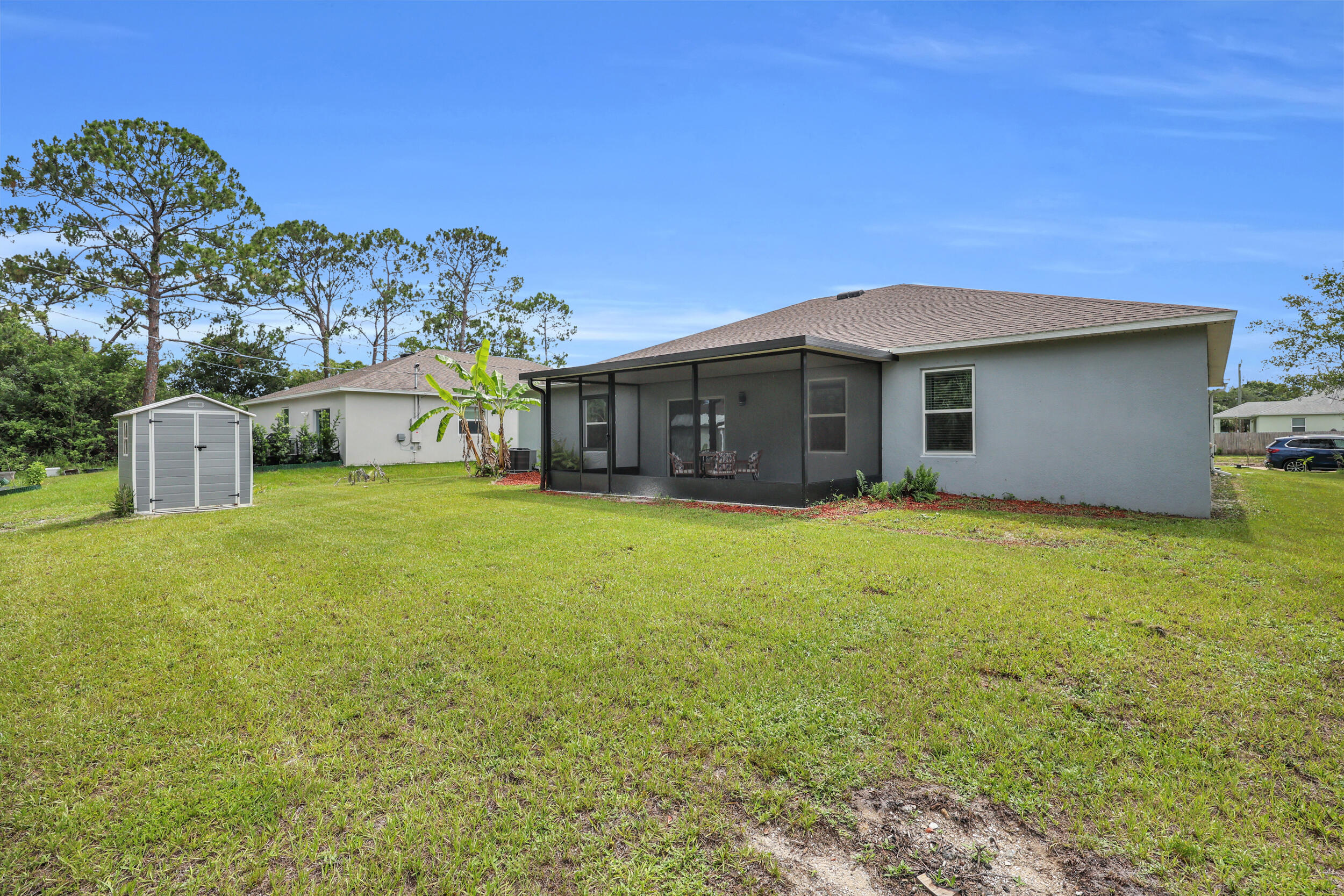 VERO LAKE ESTATES UNIT E - Residential