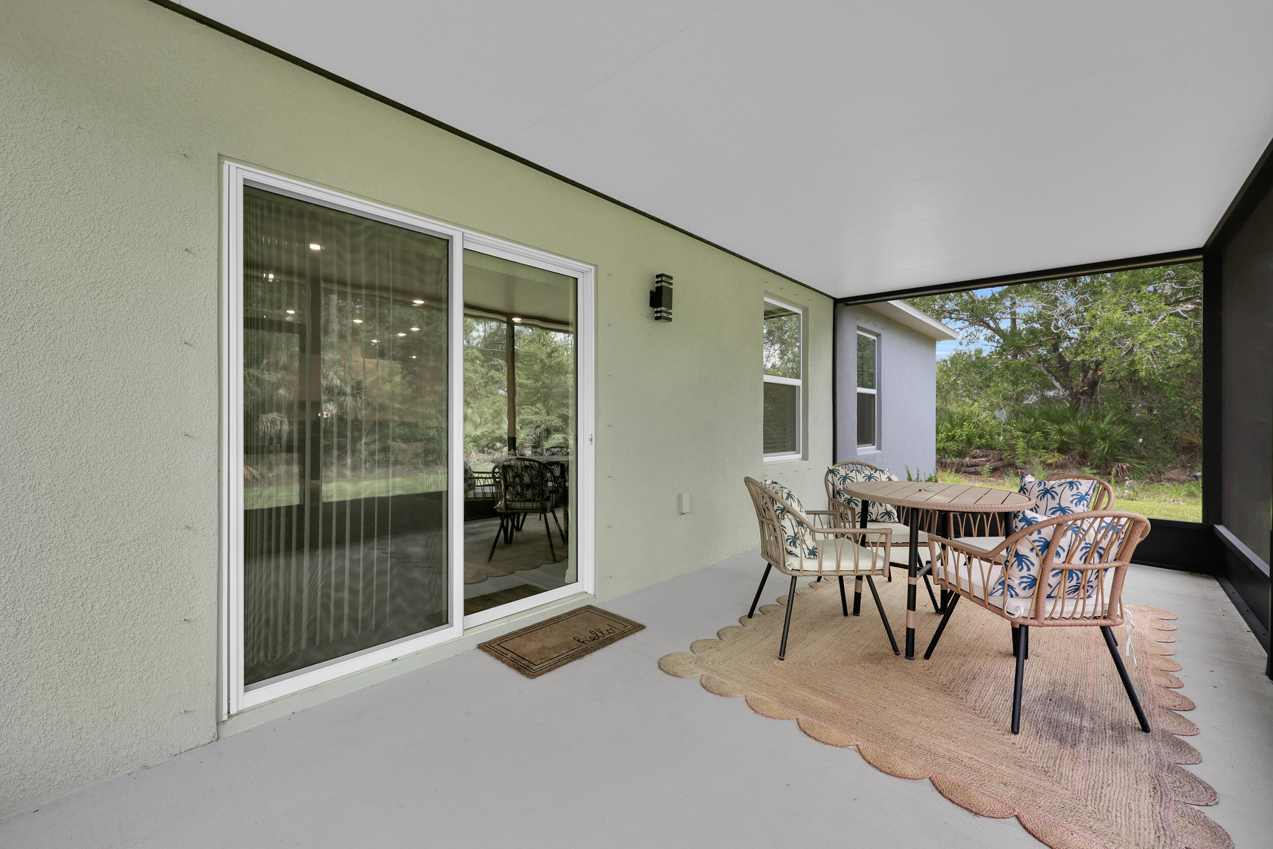 VERO LAKE ESTATES UNIT E - Residential