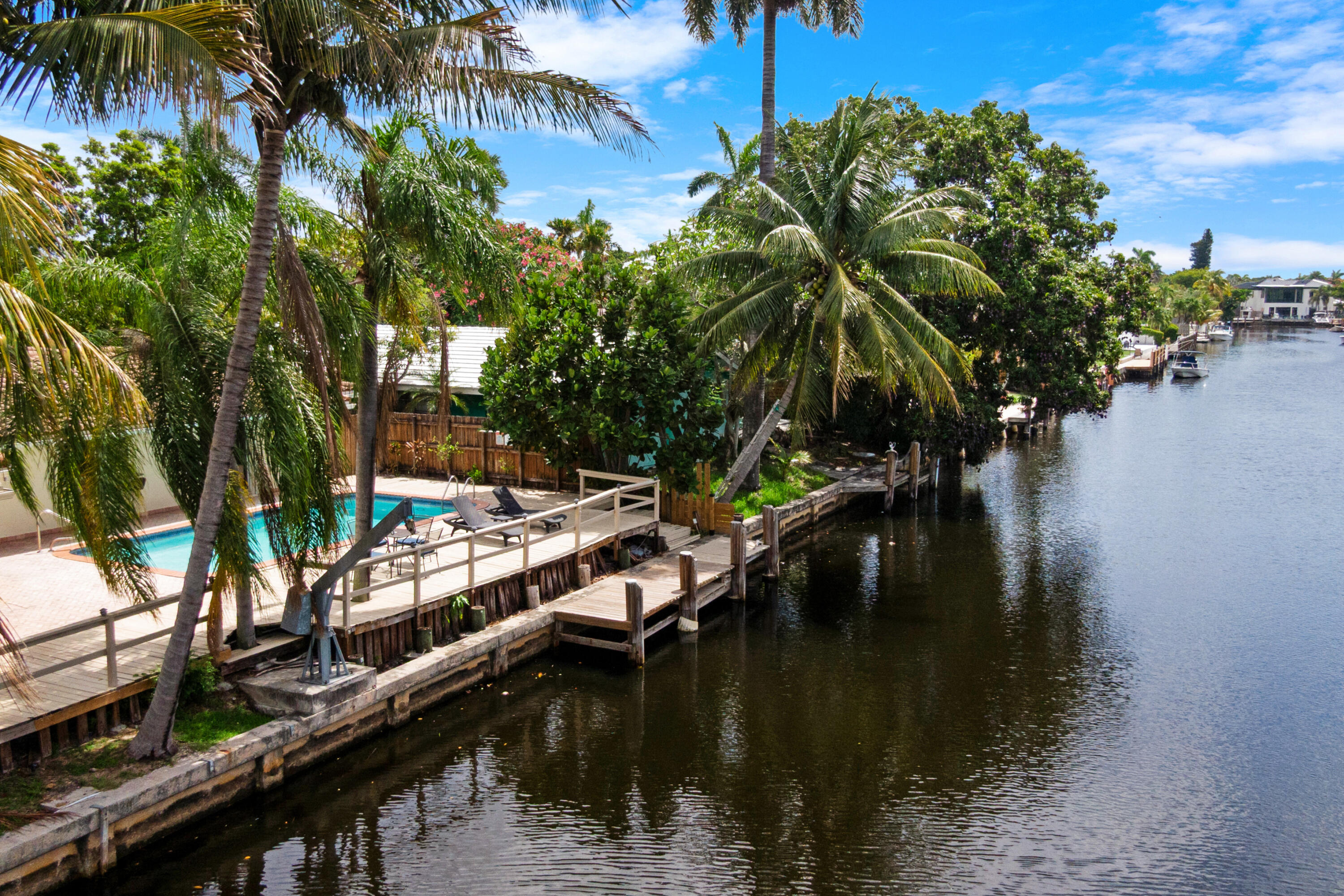 CORAL RIDGE ISLES - Residential