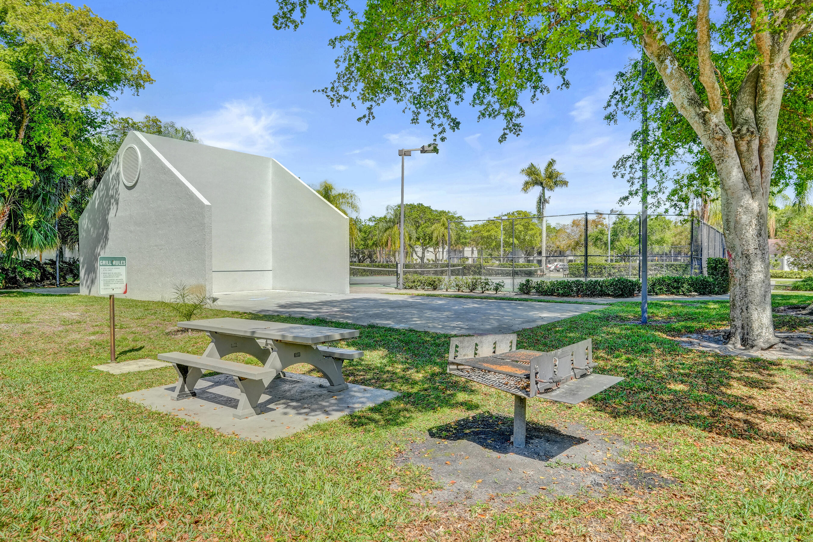 COCO PARC CONDO - Residential