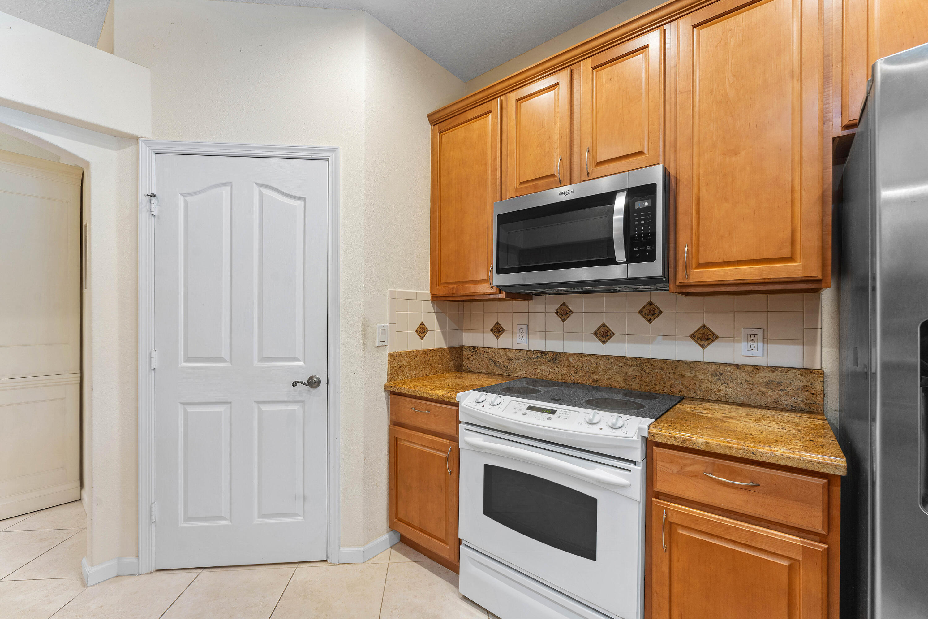 JENSEN BEACH COUNTRY CLUB - Residential
