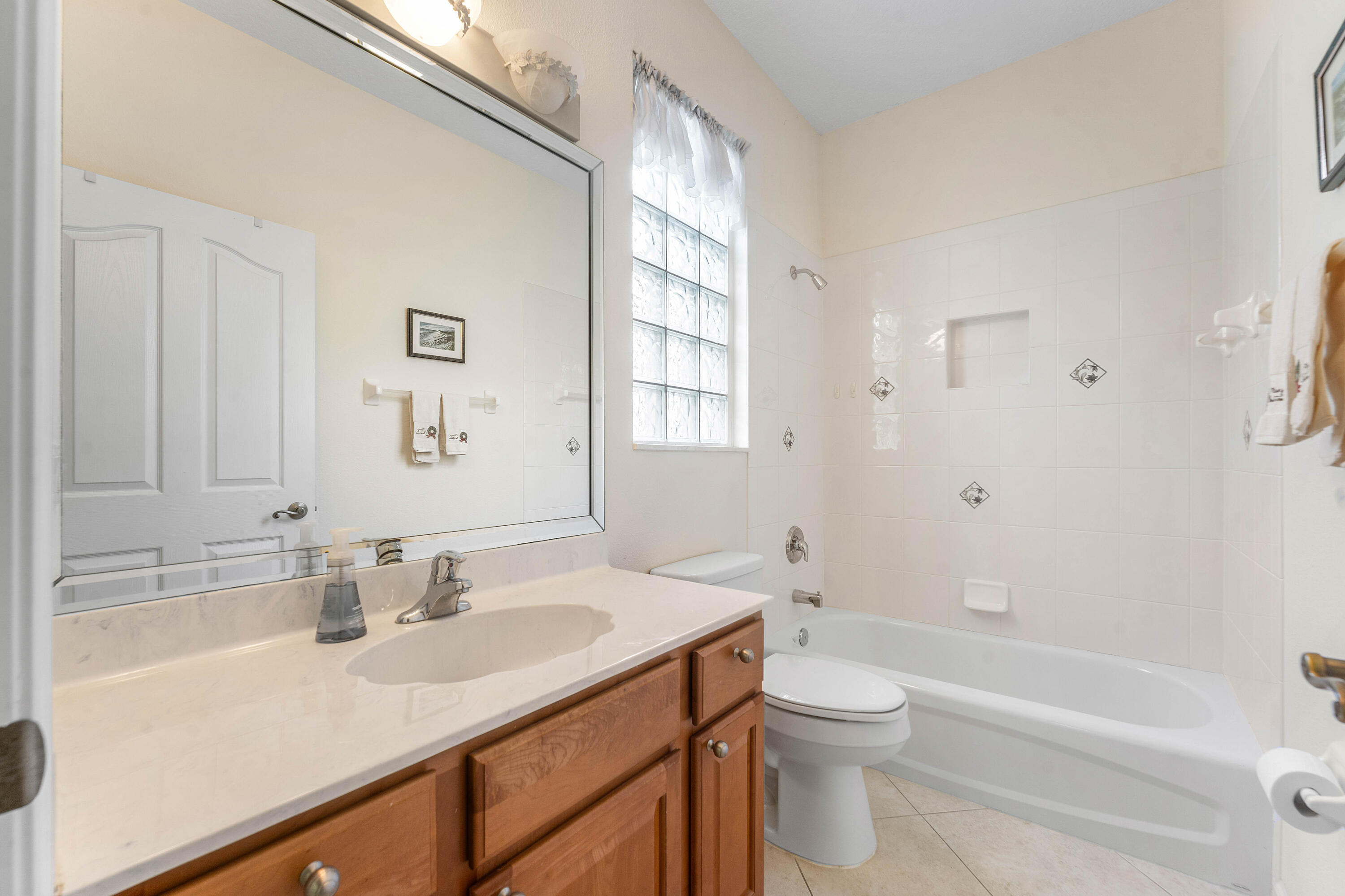 JENSEN BEACH COUNTRY CLUB - Residential