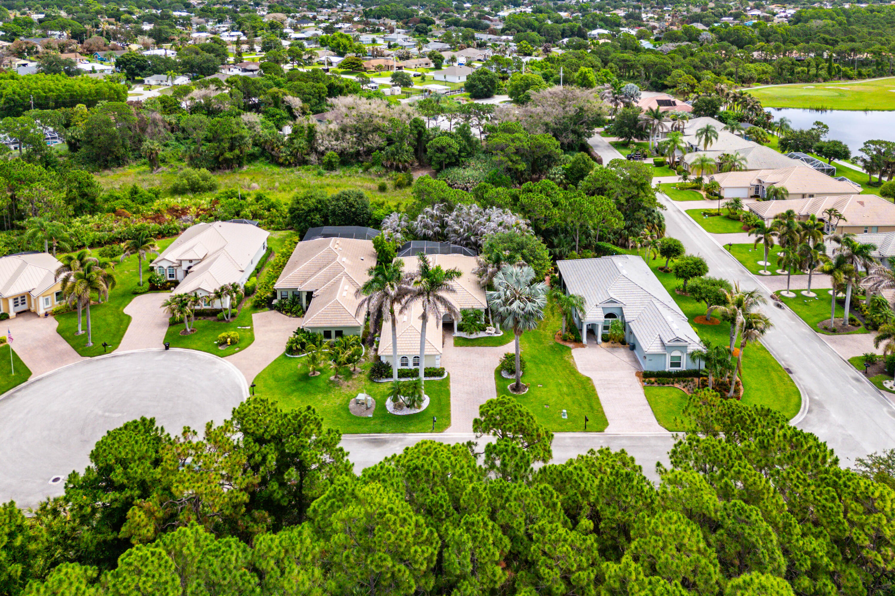 JENSEN BEACH COUNTRY CLUB - Residential