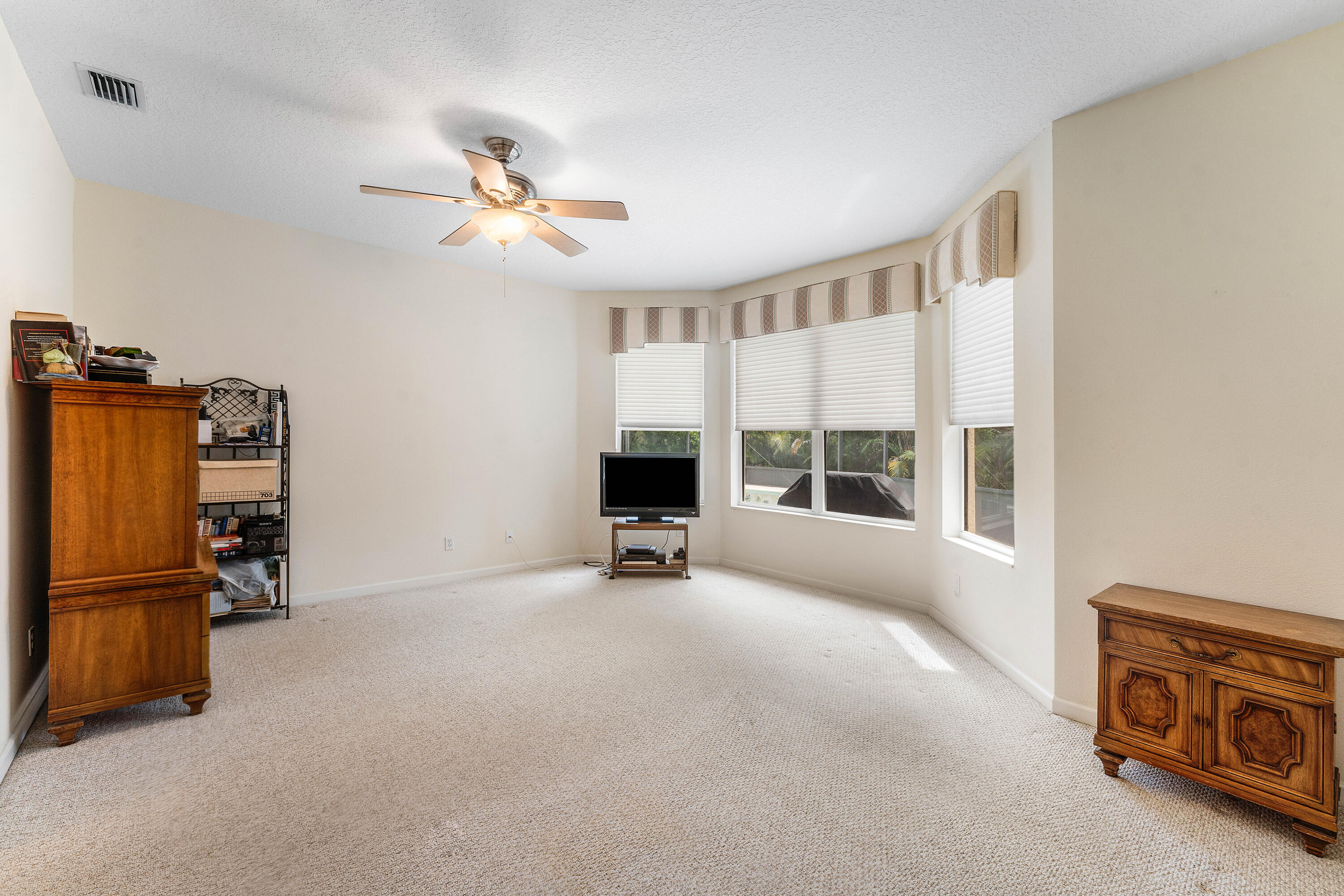 JENSEN BEACH COUNTRY CLUB - Residential